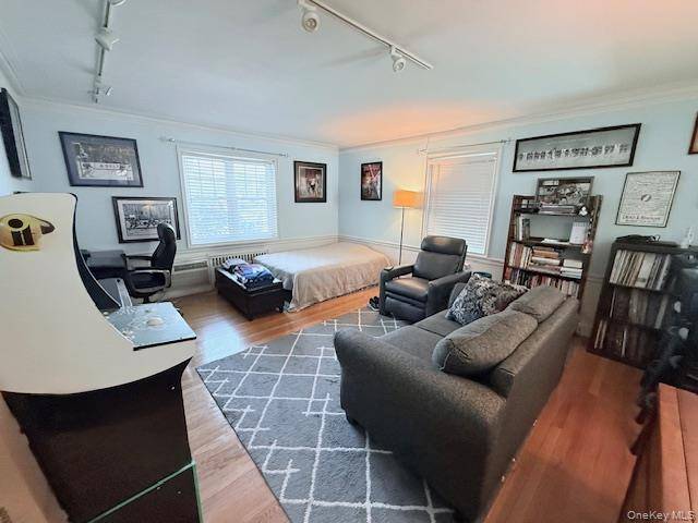 43 N Forest AVE #G3, Rockville Centre, NY 11570