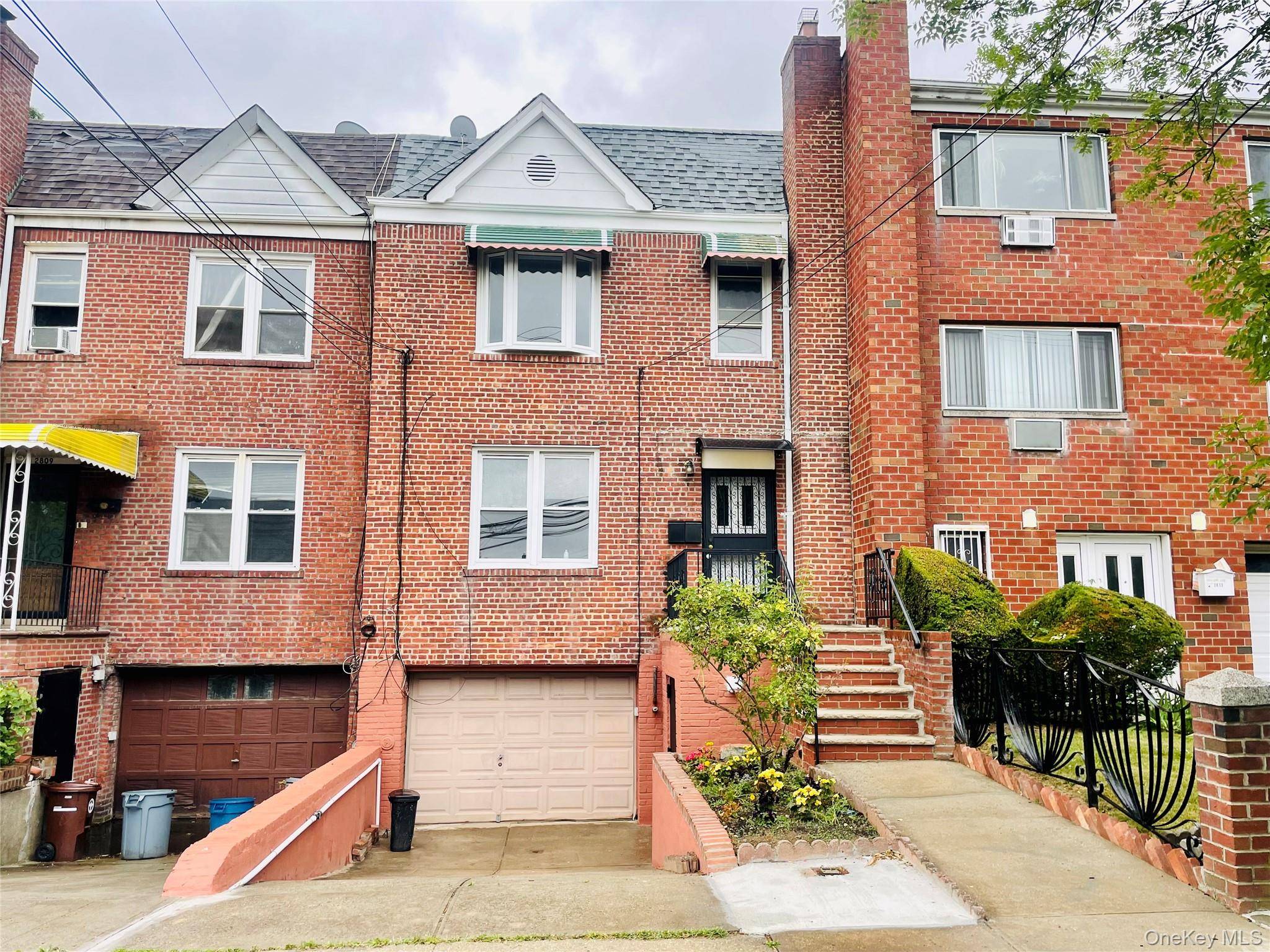 2811 Gunther AVE, Bronx, NY 10469
