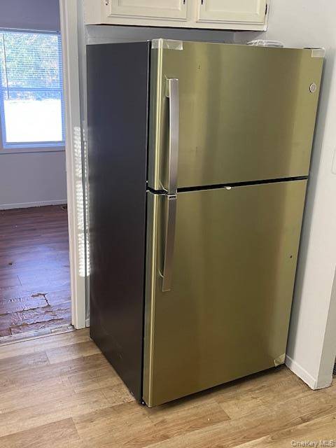 84 Point RD, Flanders, NY 11901