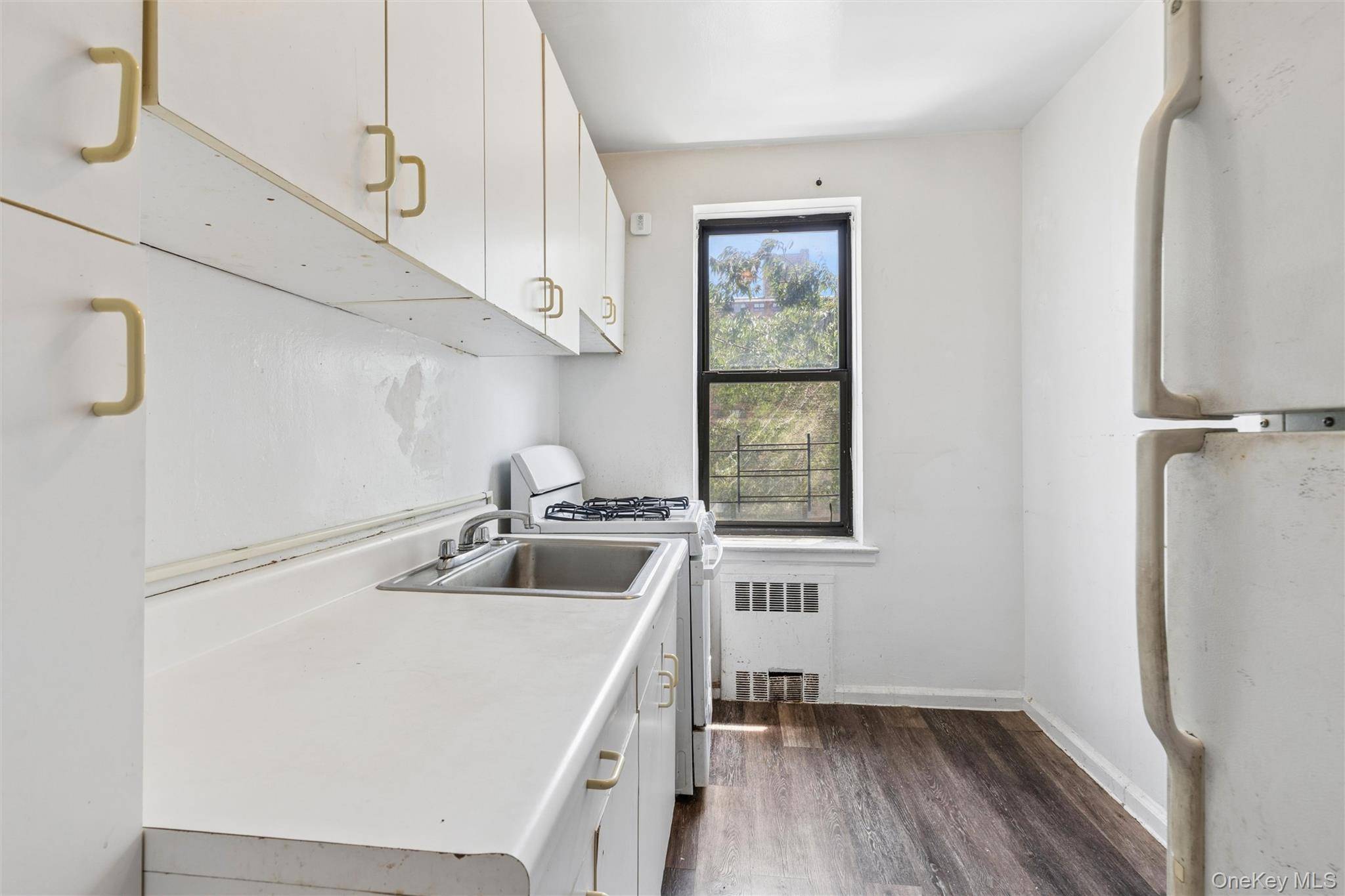 123-35 82nd RD #5U, Kew Gardens, NY 11415