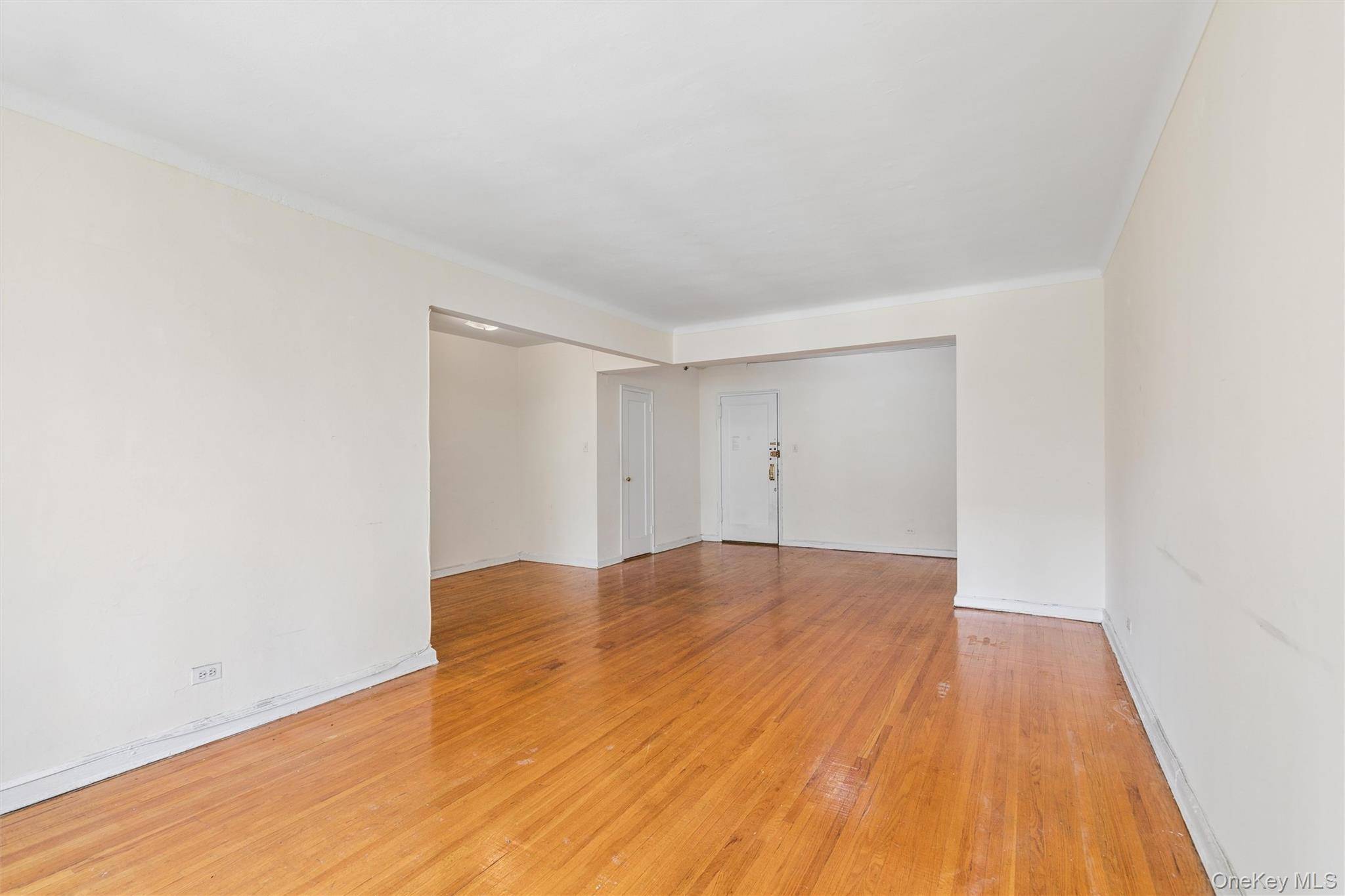123-35 82nd RD #5U, Kew Gardens, NY 11415