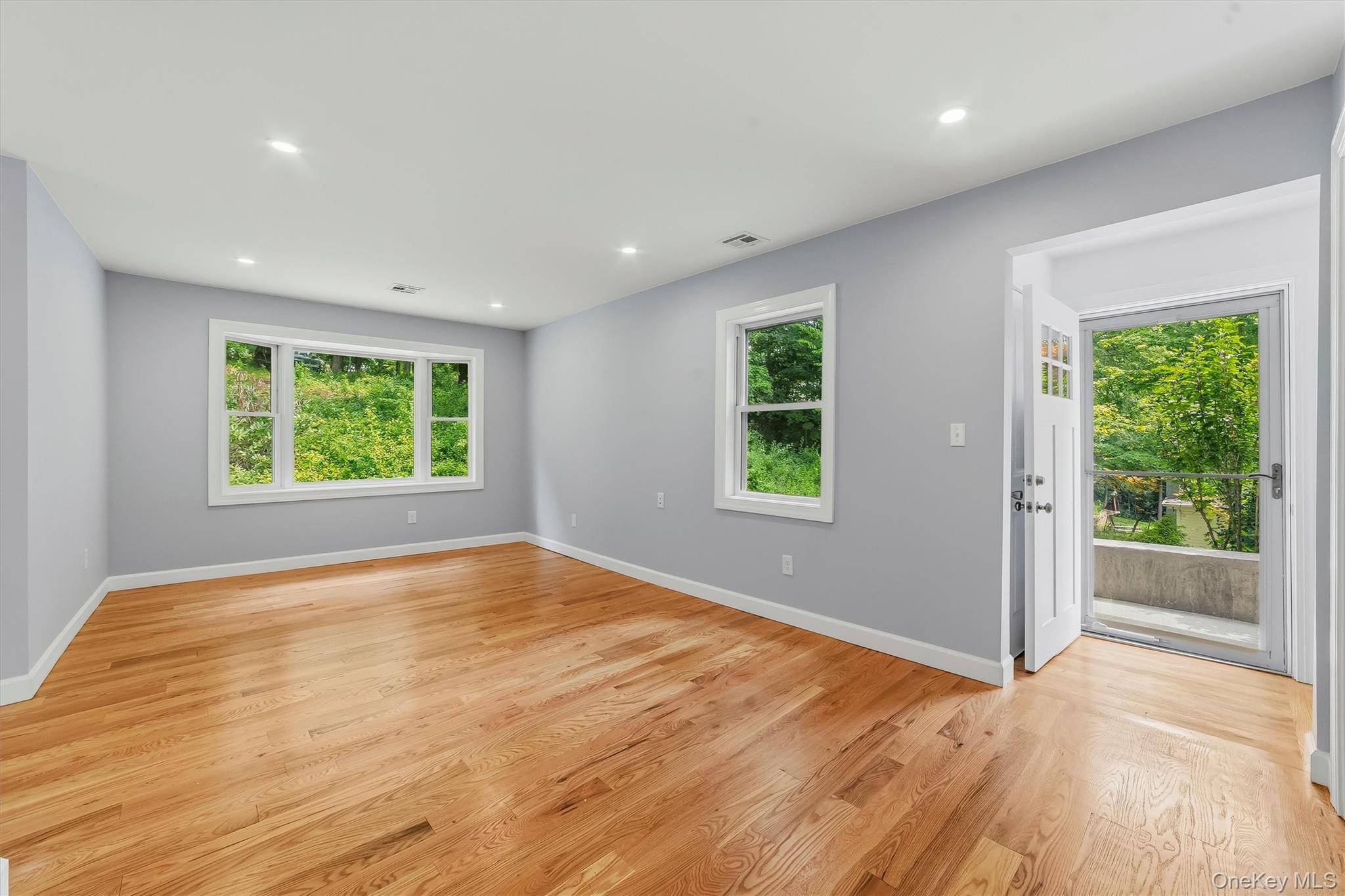 4 Narcissus DR, Mahopac, NY 10541
