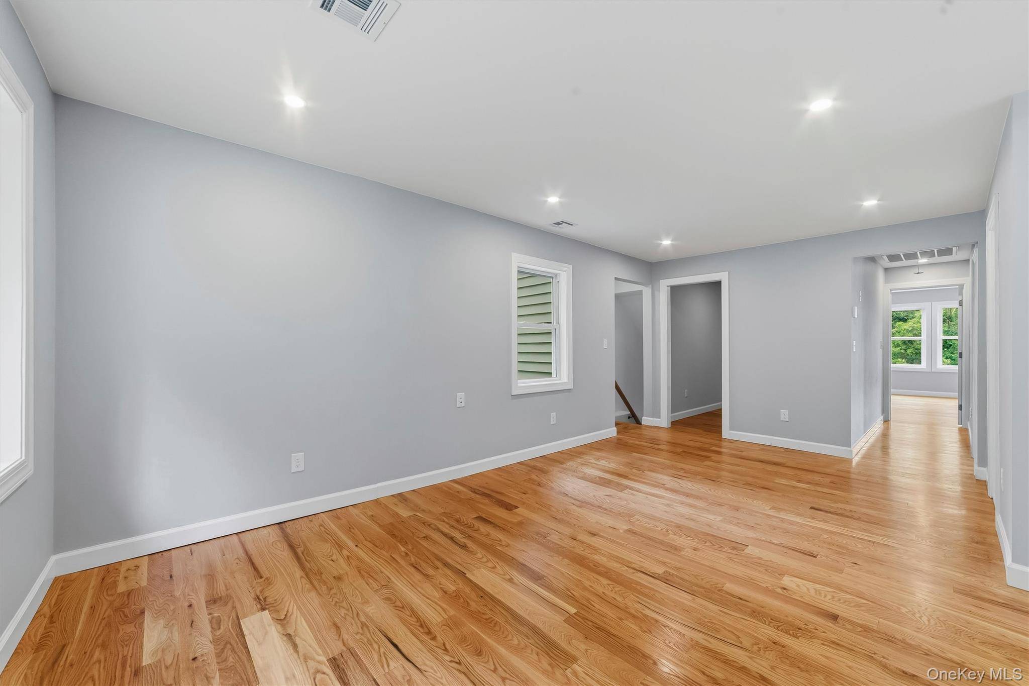 4 Narcissus DR, Mahopac, NY 10541