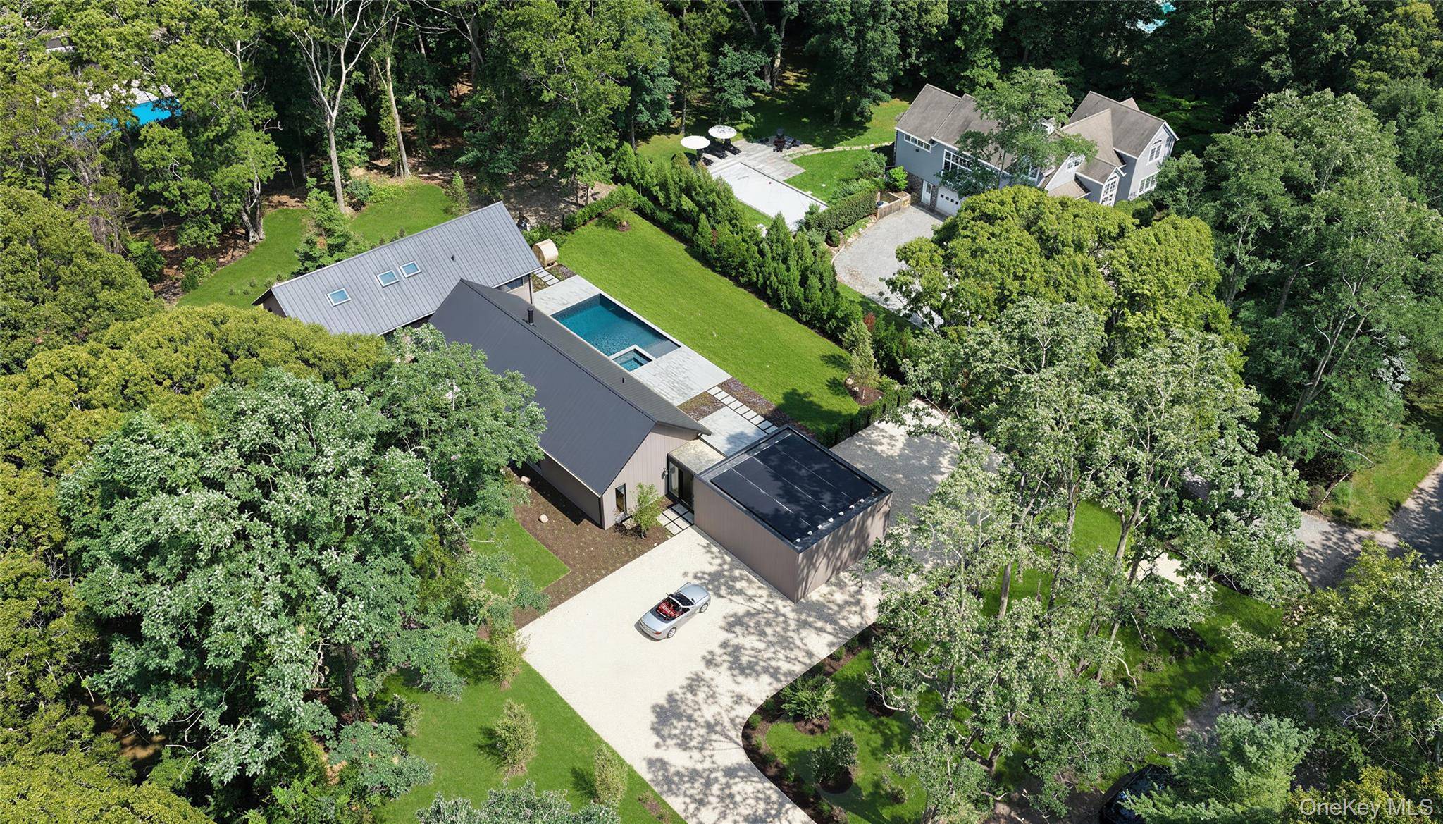 6 Great Circle DR, Shelter Island, NY 11964