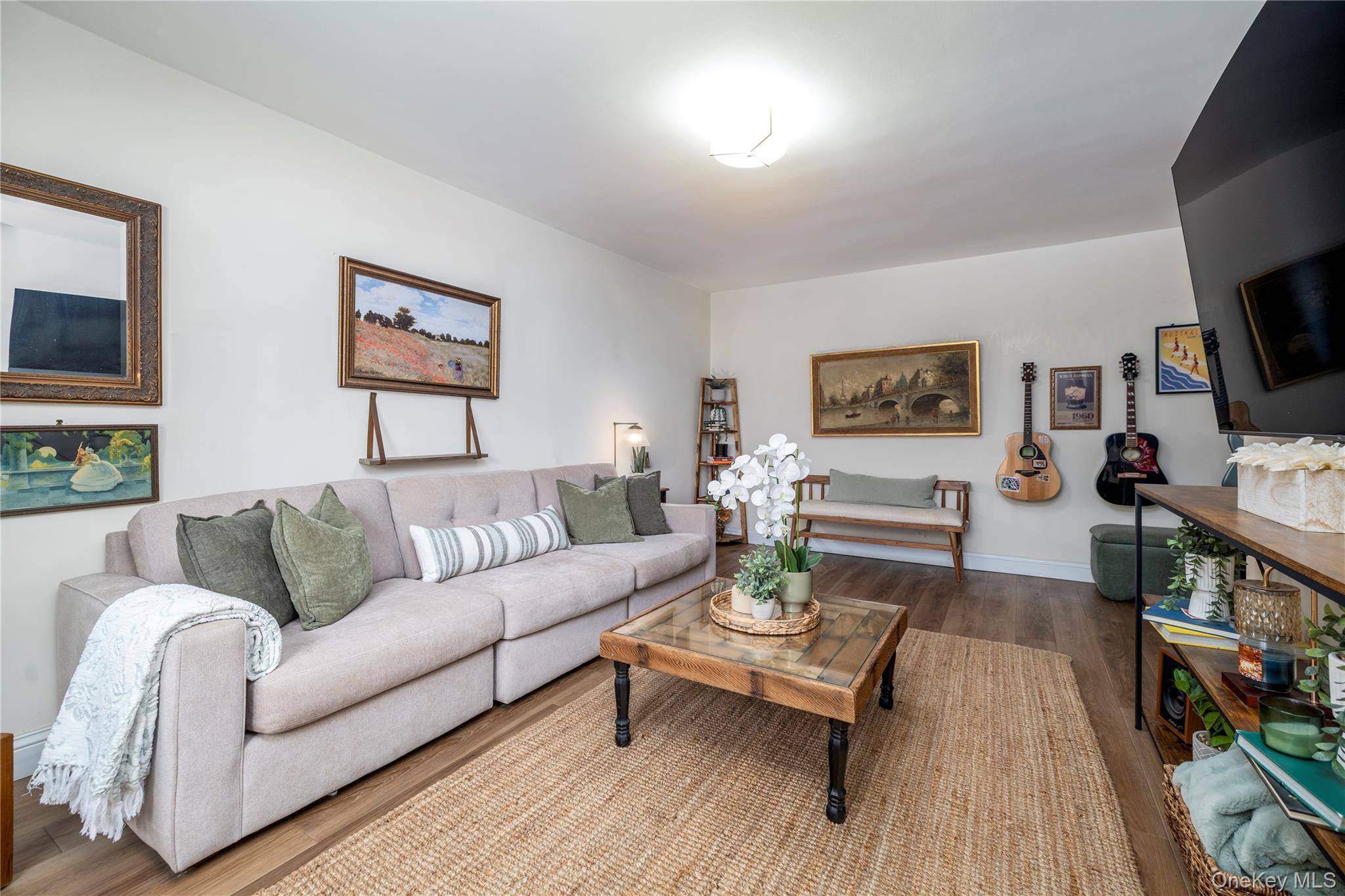 411 Merrick RD #A, Rockville Centre, NY 11570