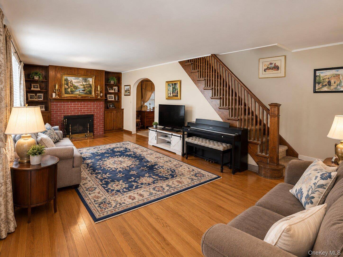 1055 Stanton AVE, Woodmere, NY 11598