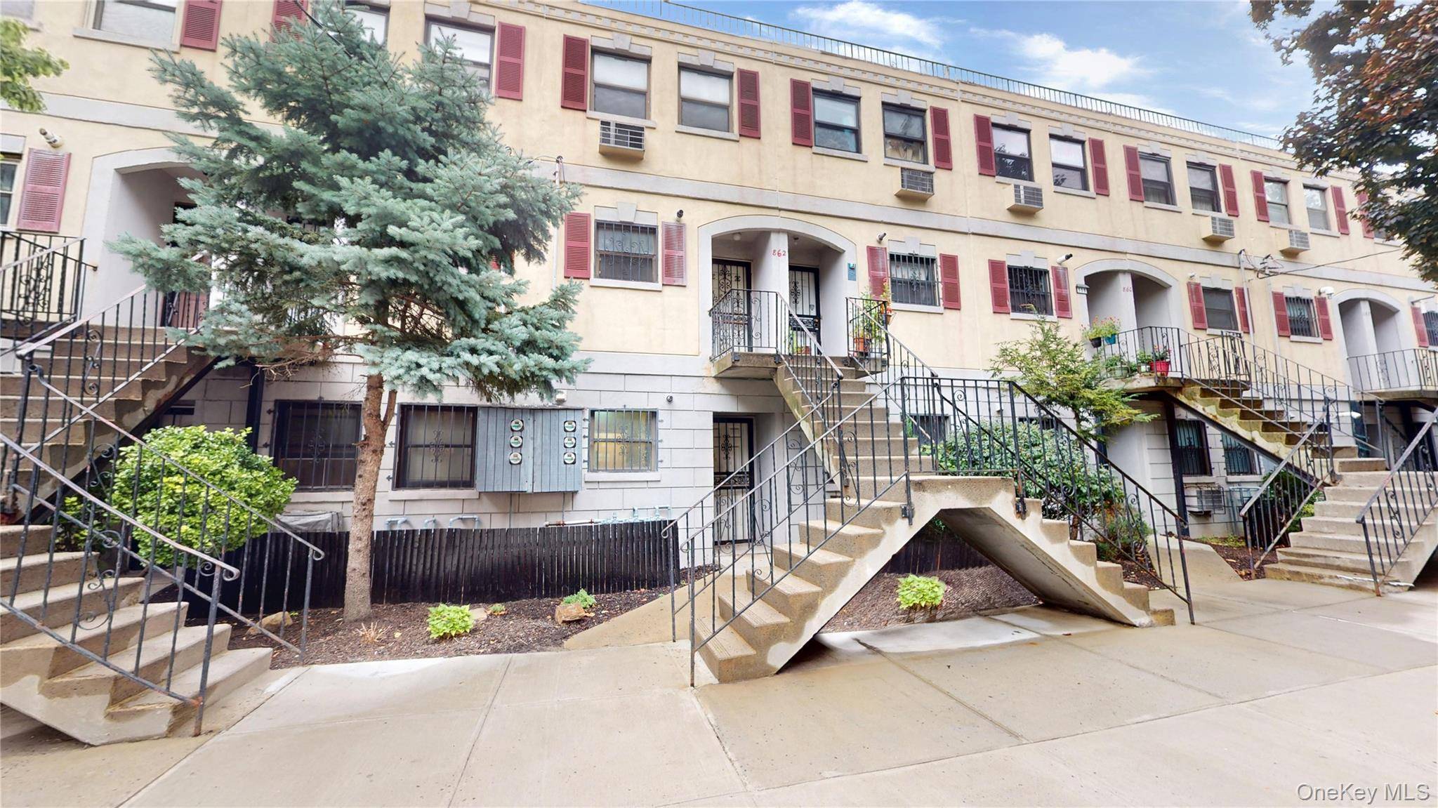 862 Leland AVE #34A, Bronx, NY 10473