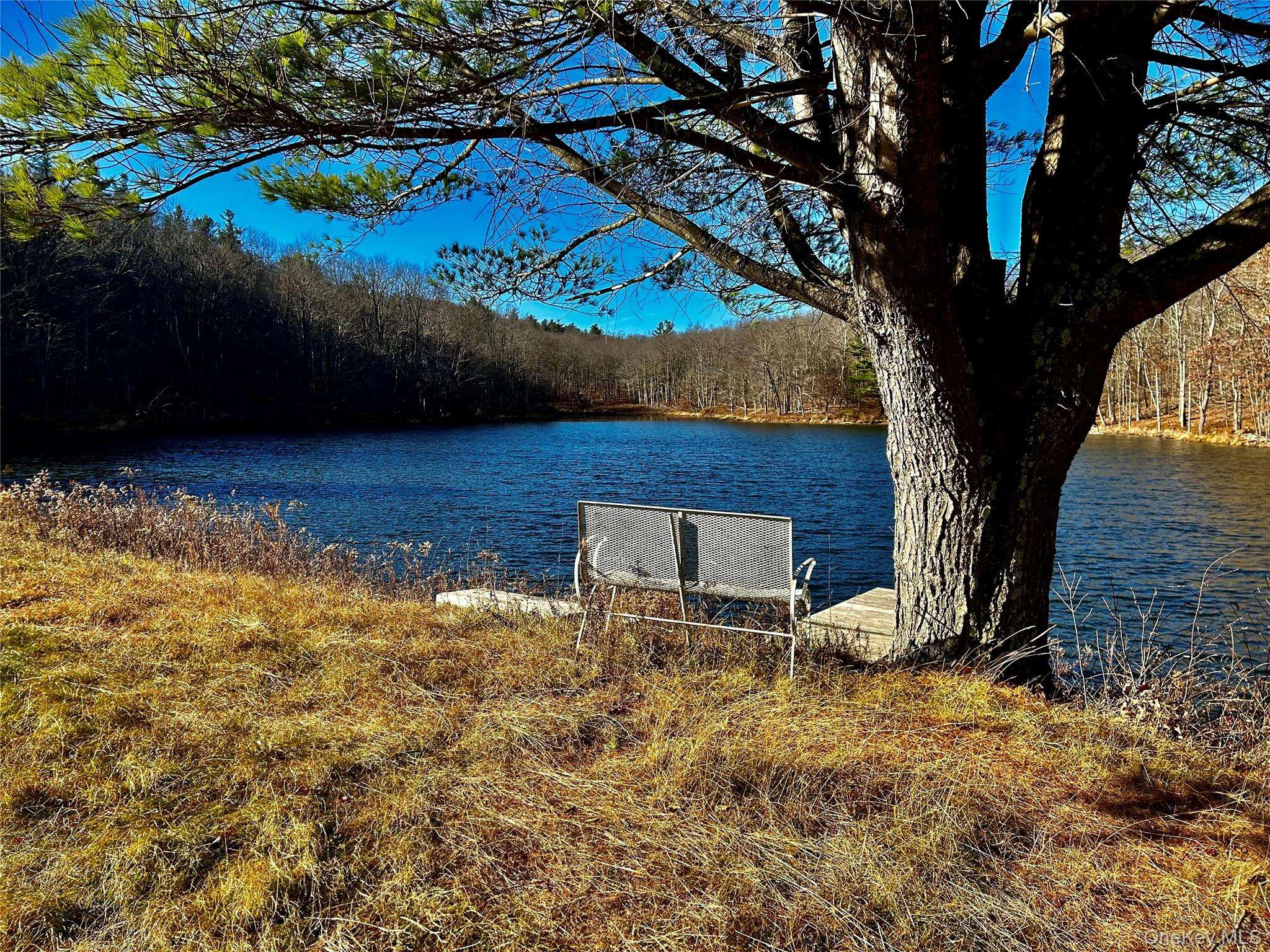 4 West Hill Road, Austerlitz, NY