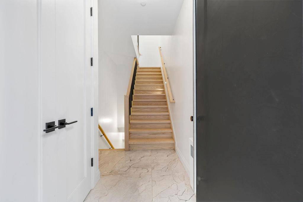 6 Lanzut CT #214, Monsey, NY 10952