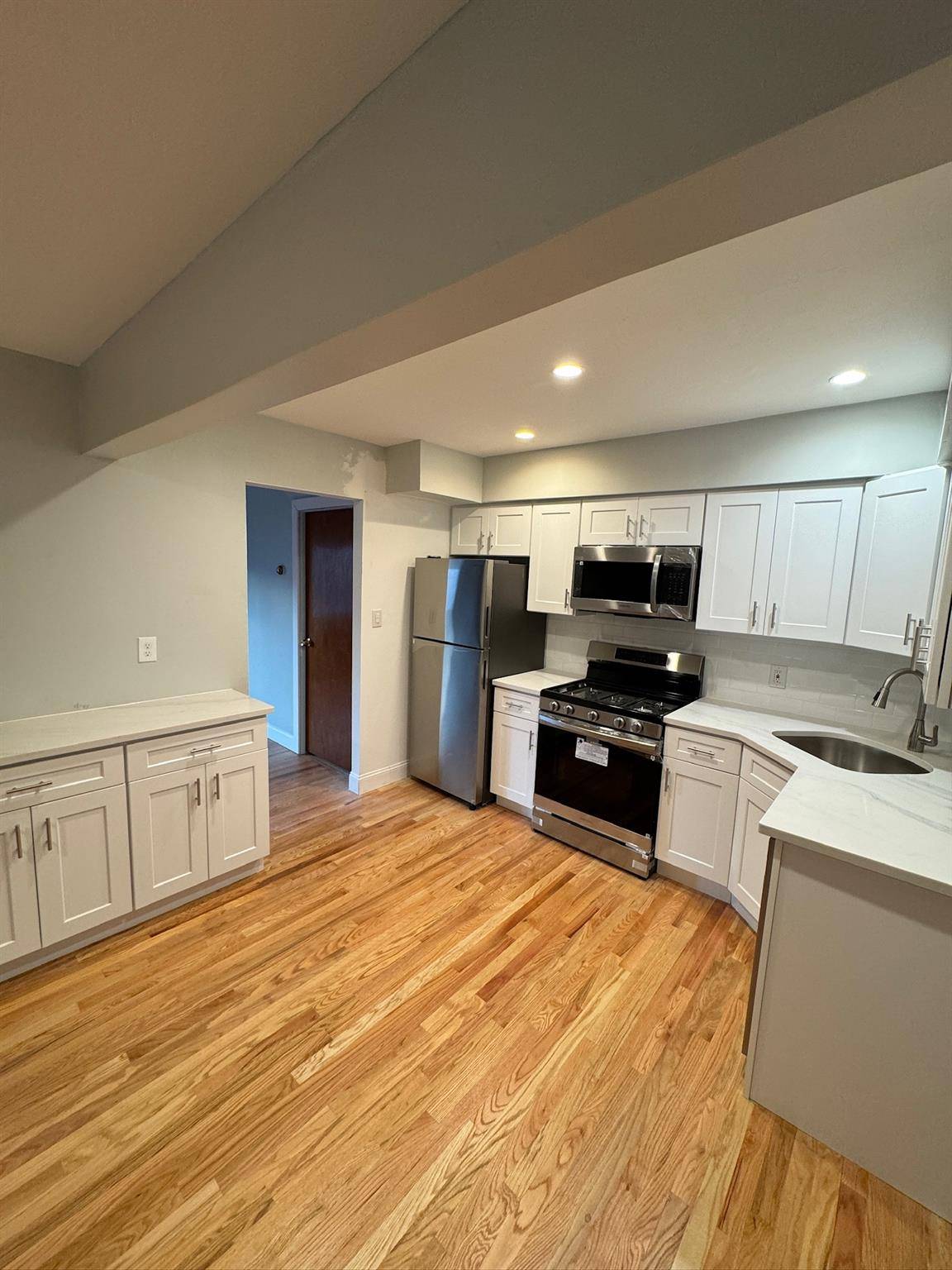 13723 Lafayette ST, South Ozone Park, NY 11417