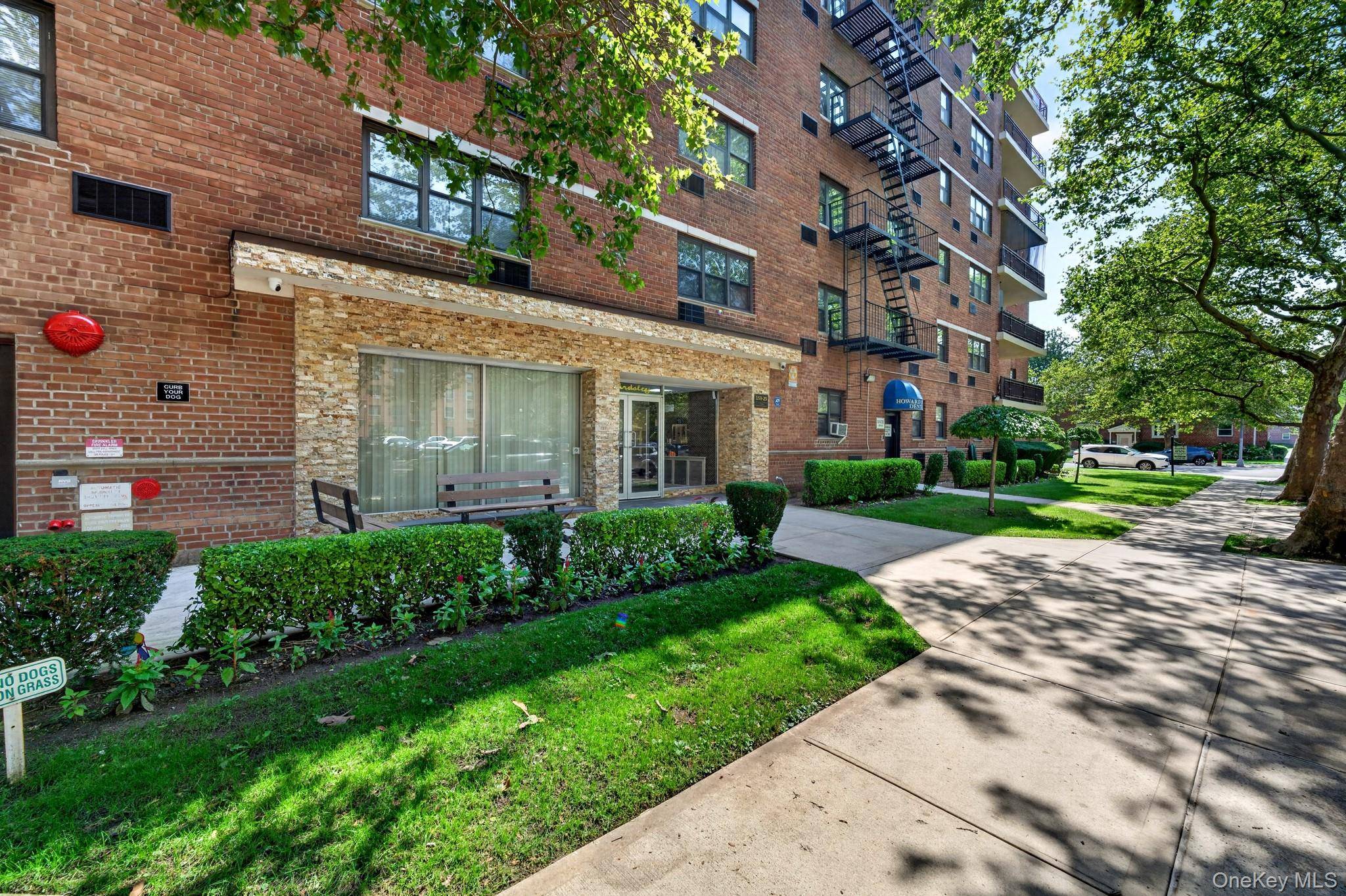 153-25 88th St #1k, Howard Beach, NY 11414
