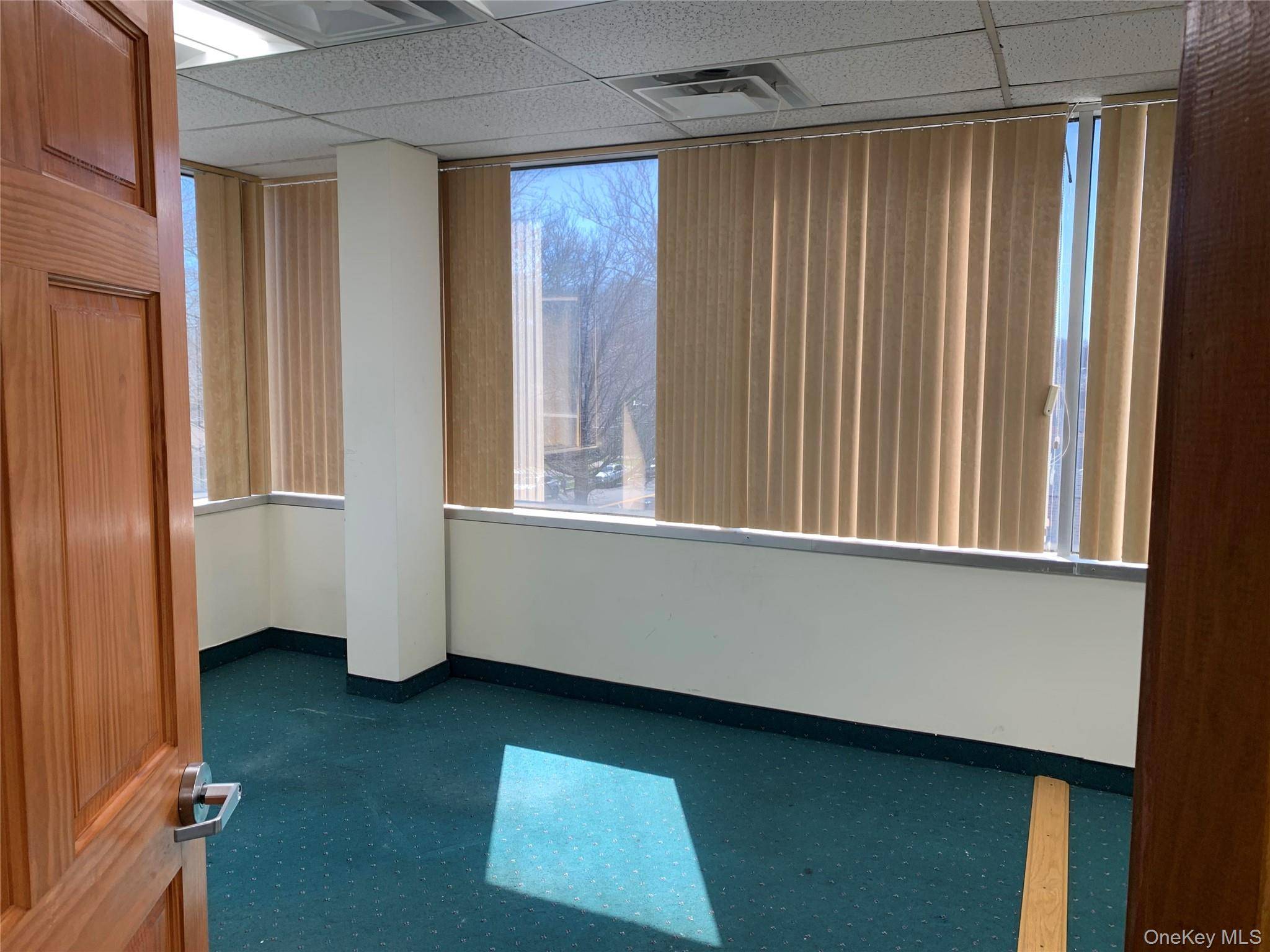 218-14 Northern BLVD, Bayside, NY 11361