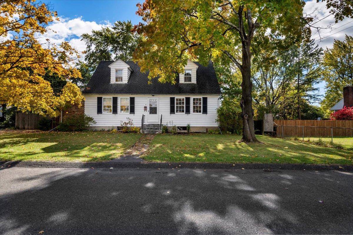 15 Charles Street, Hudson, NY 12534