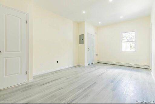 88 Taft Avenue, Staten Island, NY 10301