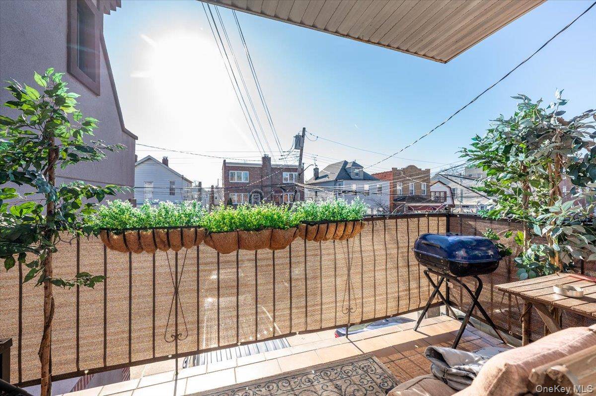 2873 Roebling AVE, Bronx, NY 10461