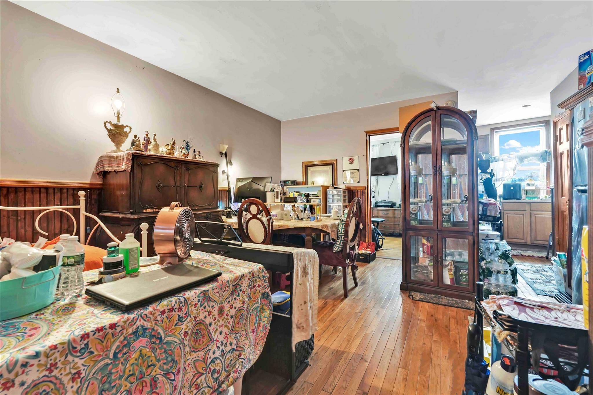 214-69 Jamaica AVE, Jamaica, NY 11428