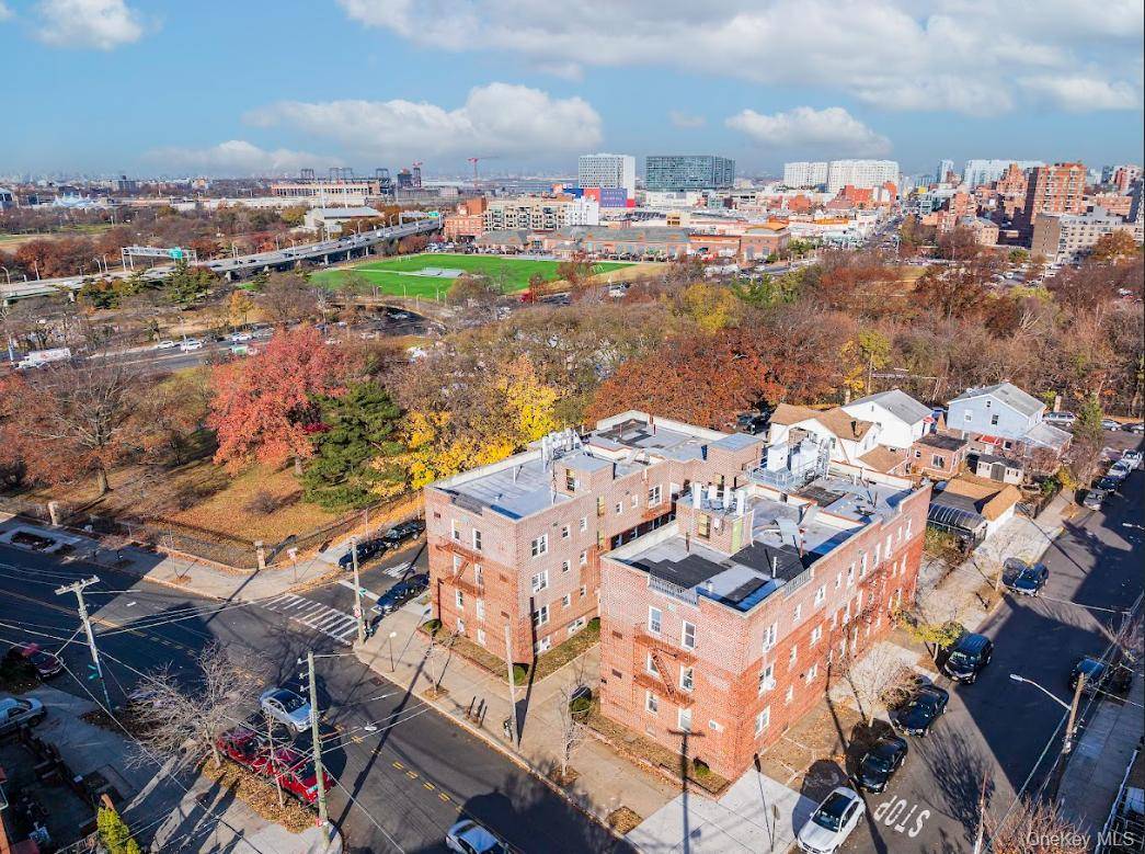 133-01 Booth Memorial Ave, Flushing, NY 11355