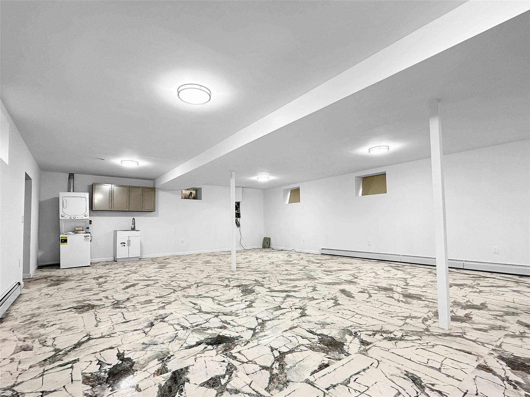 155-07 110 ave, Jamaica, NY 11433