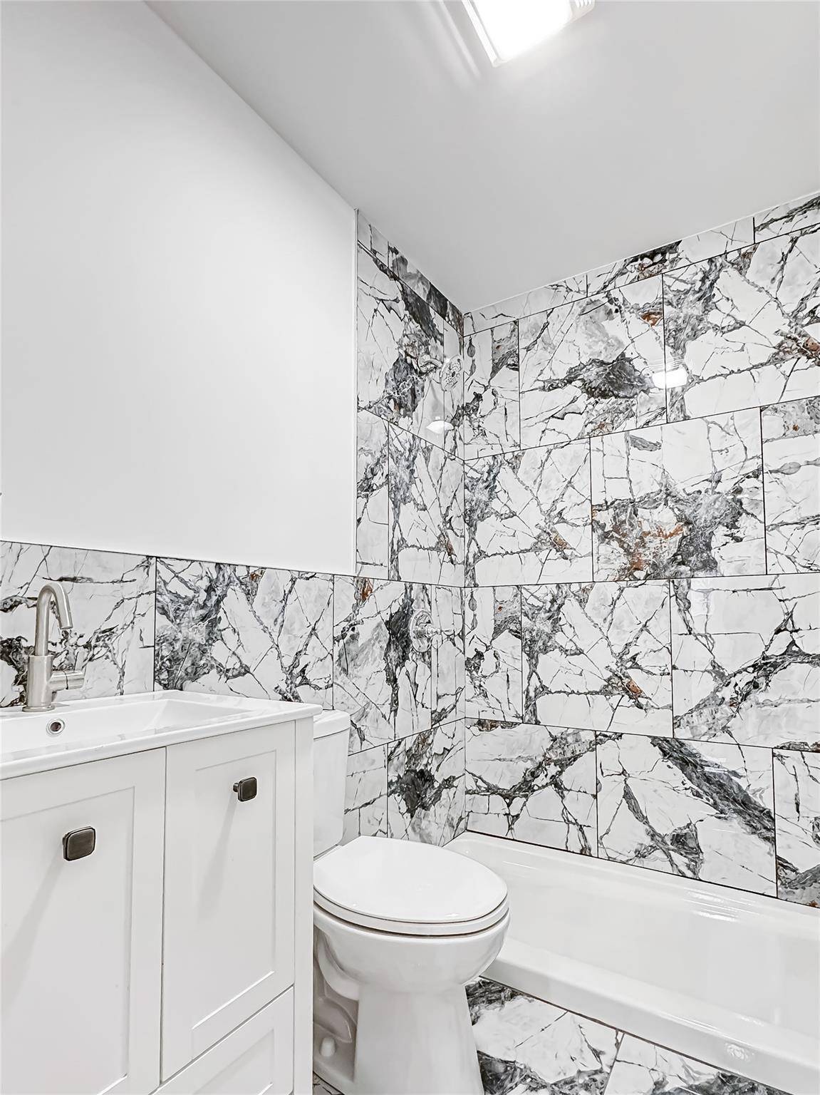155-07 110 ave, Jamaica, NY 11433