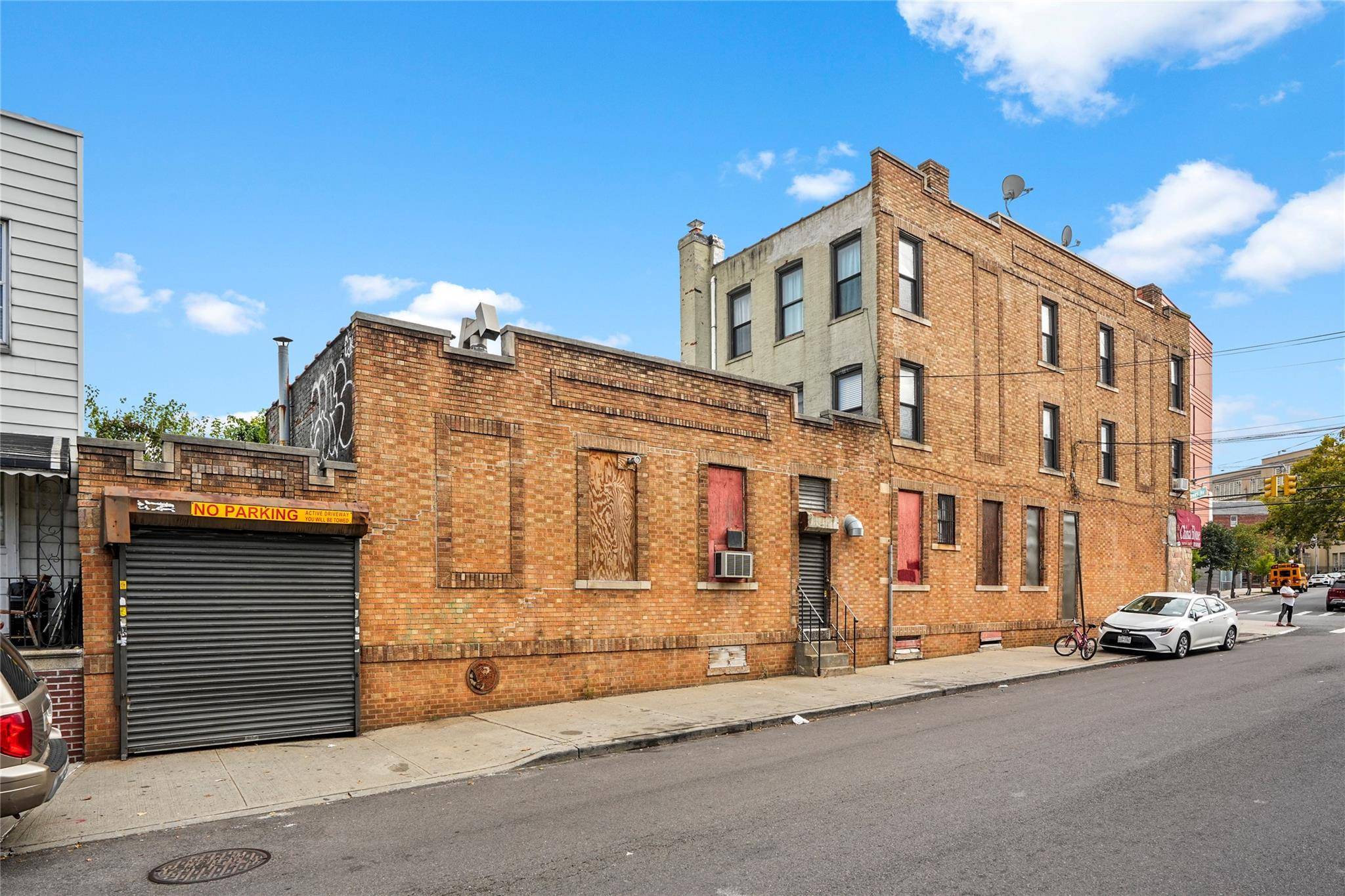 55-01 Metropolitan, Ridgewood, NY 11385