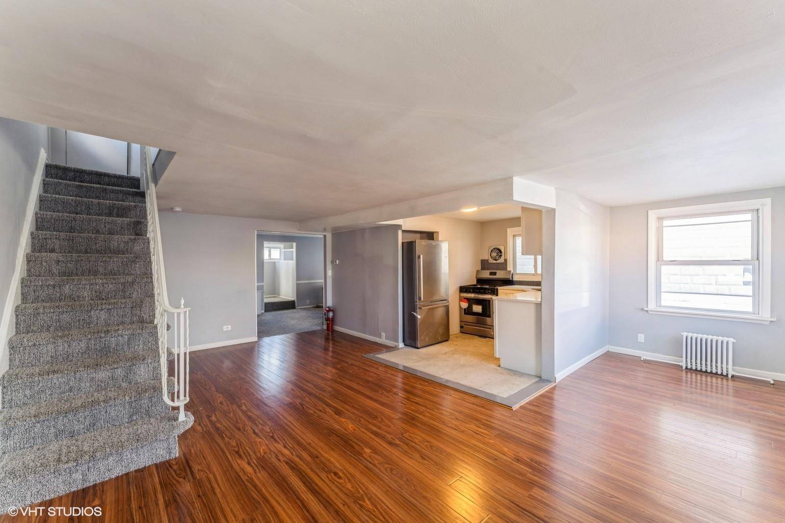 12 Biltmore AVE, Elmont, NY 11003