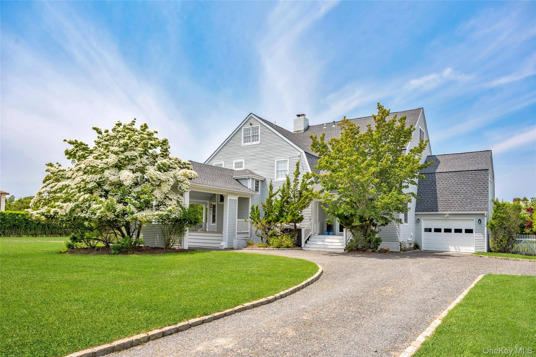245 Oneck LN, Westhampton Beach, NY 11978