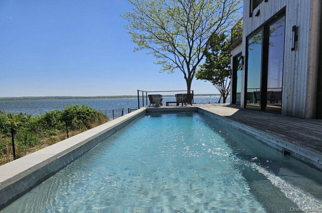599 Peconic Bay BLVD, Jamesport, NY 11947