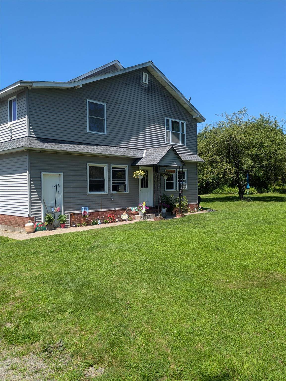 57 Samsonville RD, Kerhonkson, NY 12446