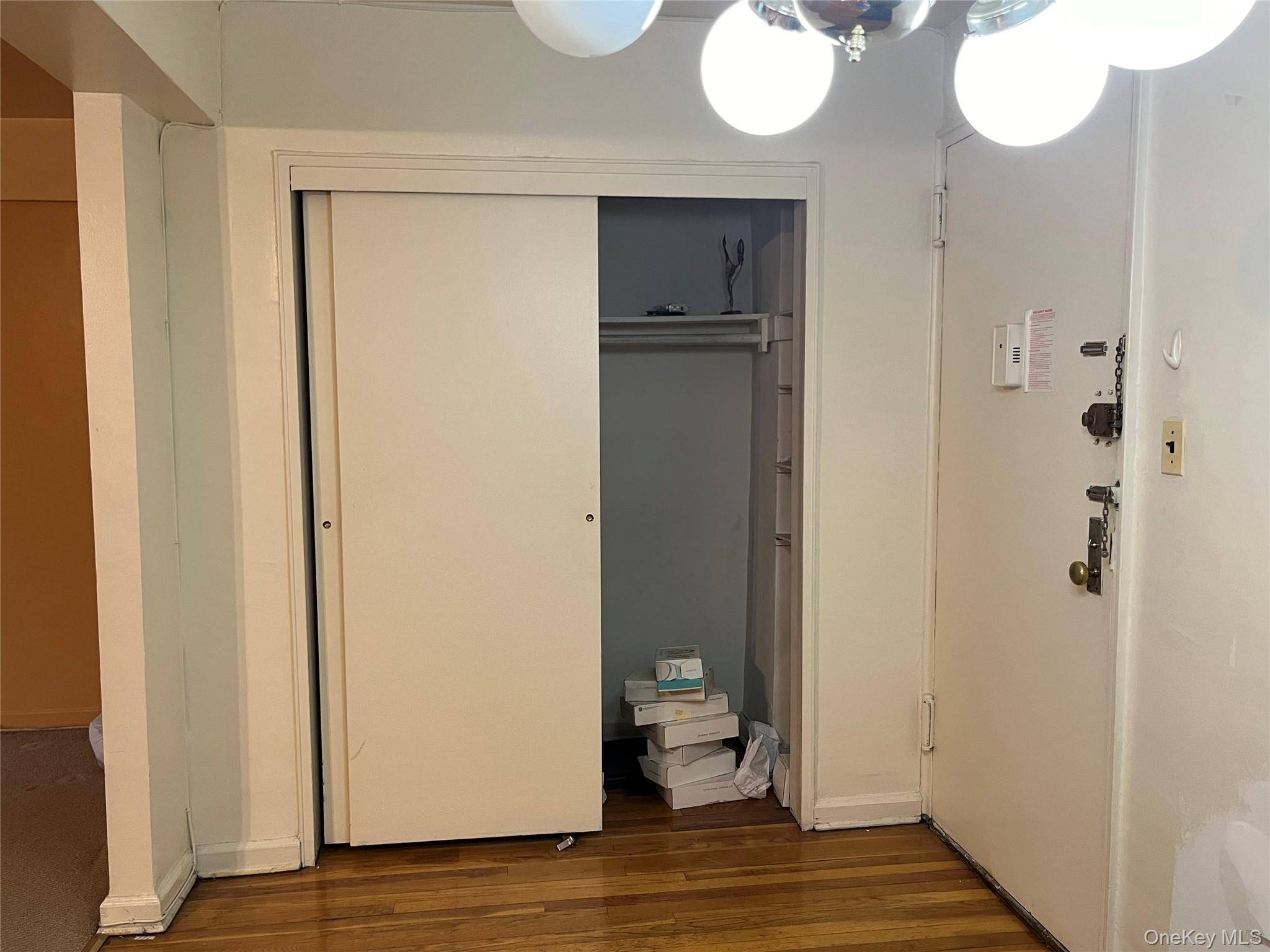 33-24 Junction Blvd #3M, Jackson Heights, NY 11372