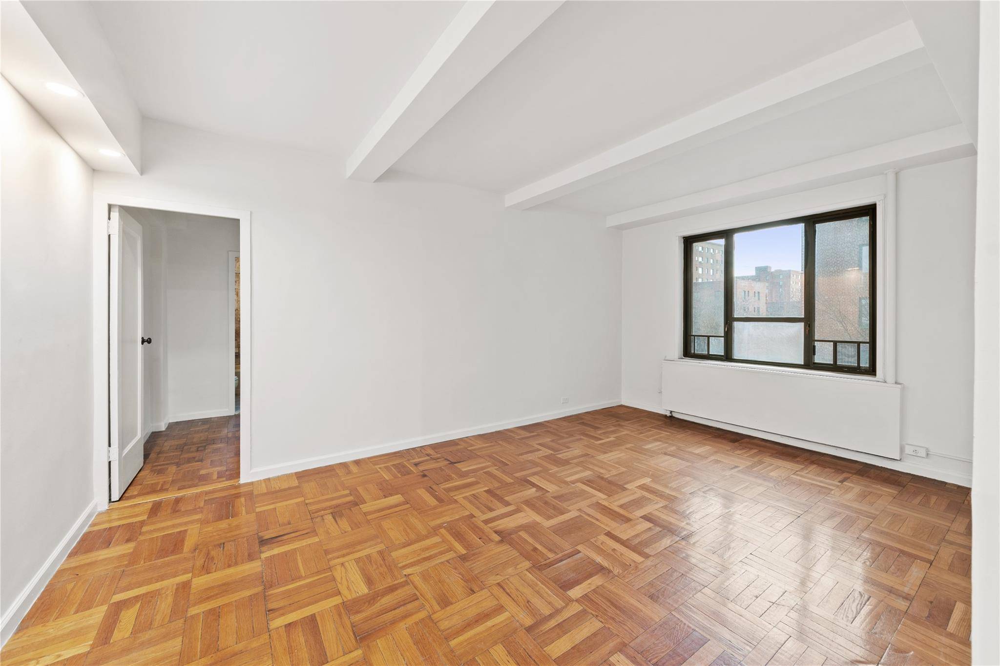 1936 E Tremont AVE #5H, Bronx, NY 10462