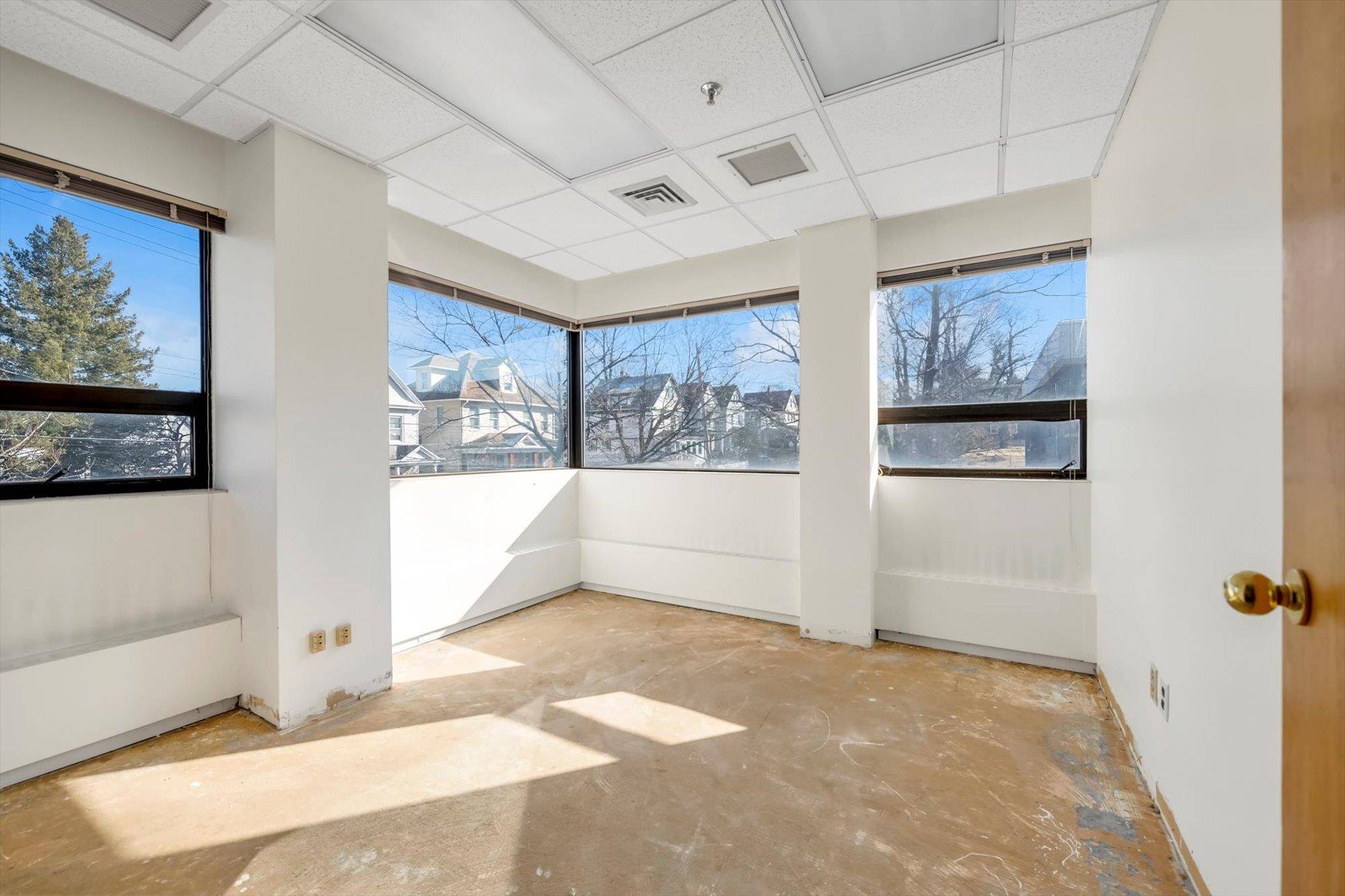 1 Summit AVE #2nd Floor, White Plains, NY 10606