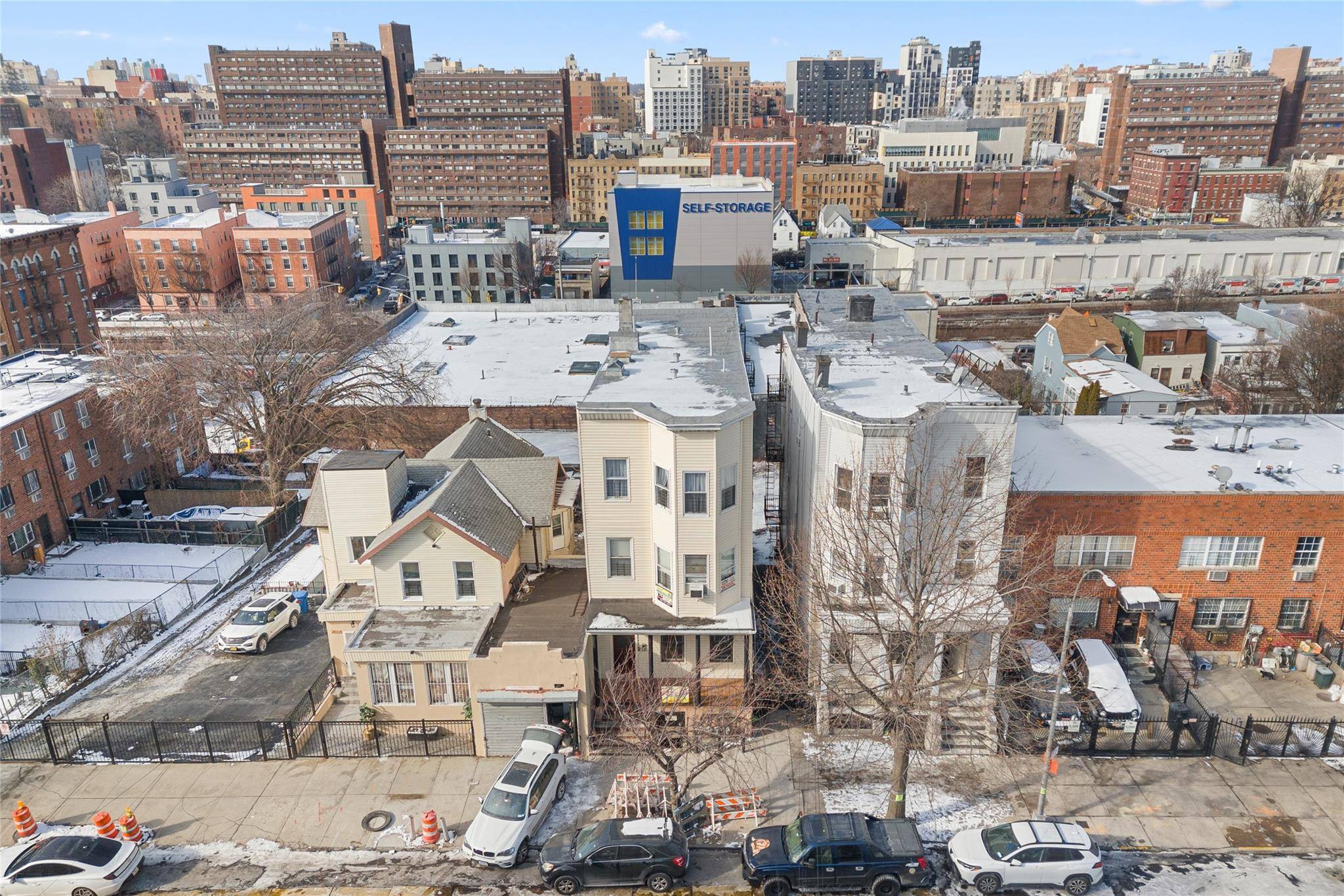 2039 Washington Ave, Bronx, NY 10457