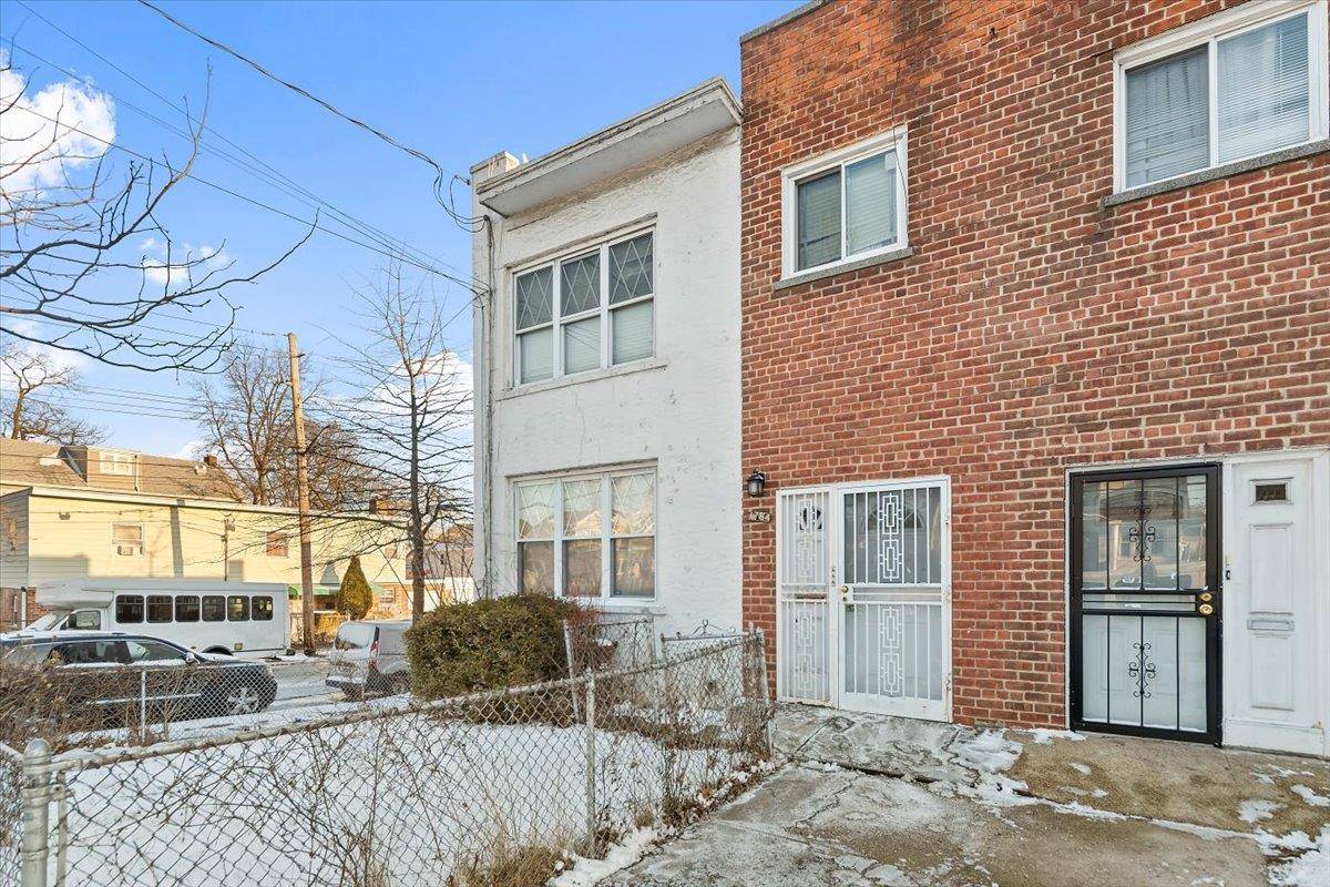 1764 Bartow AVE, Bronx, NY 10469