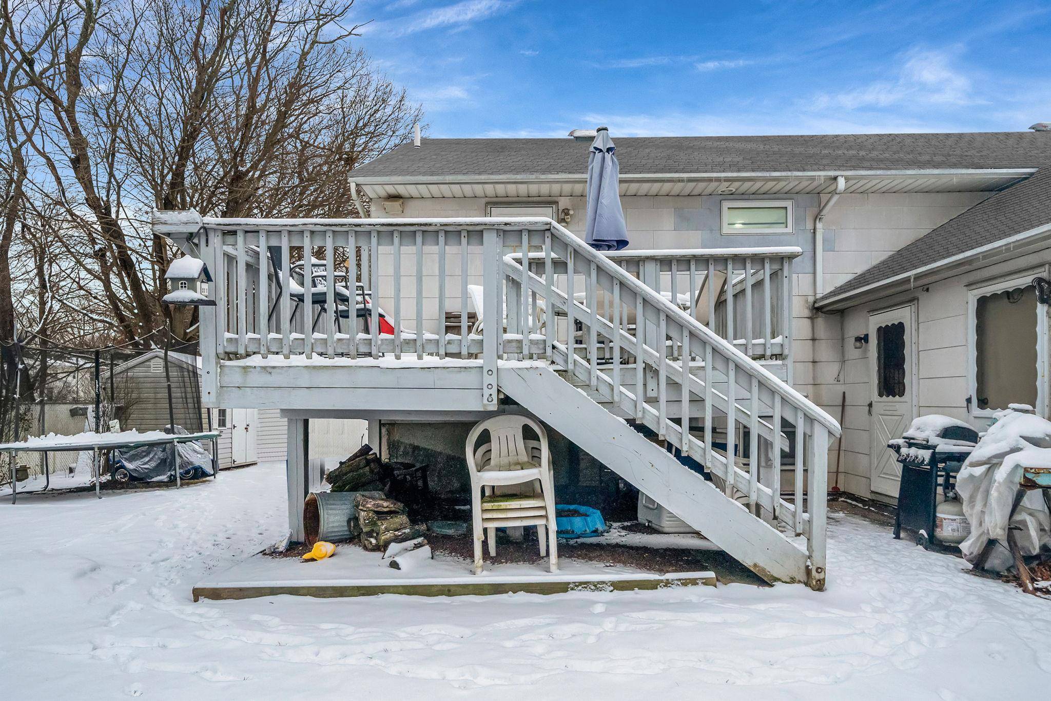 215 Eastwood AVE, Deer Park, NY 11729