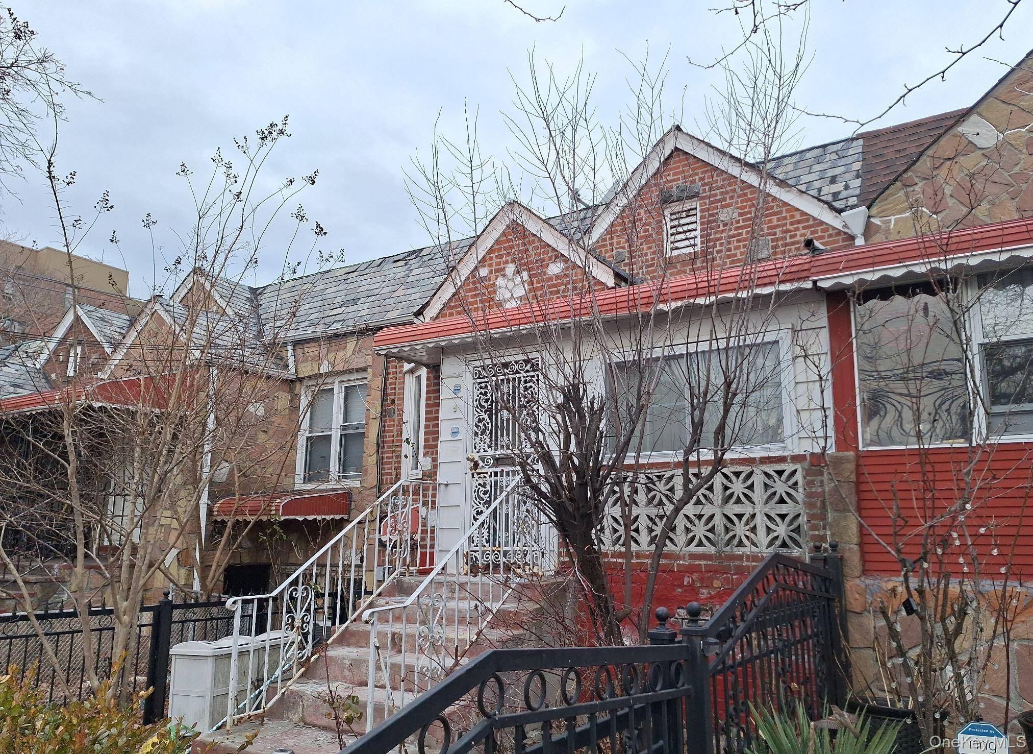 625 Lenox RD, Brooklyn, NY 11203