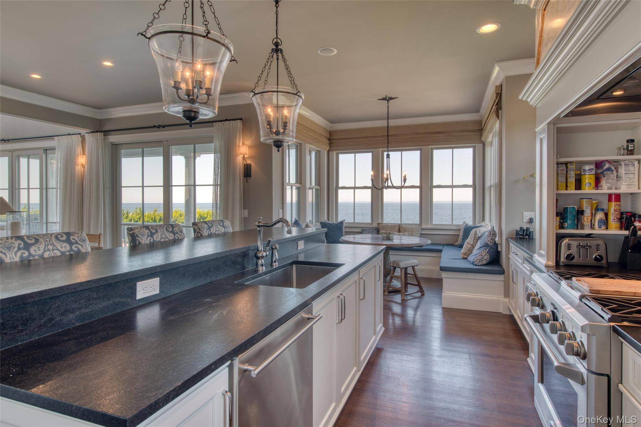 1000 Sound DR, Greenport, NY 11944