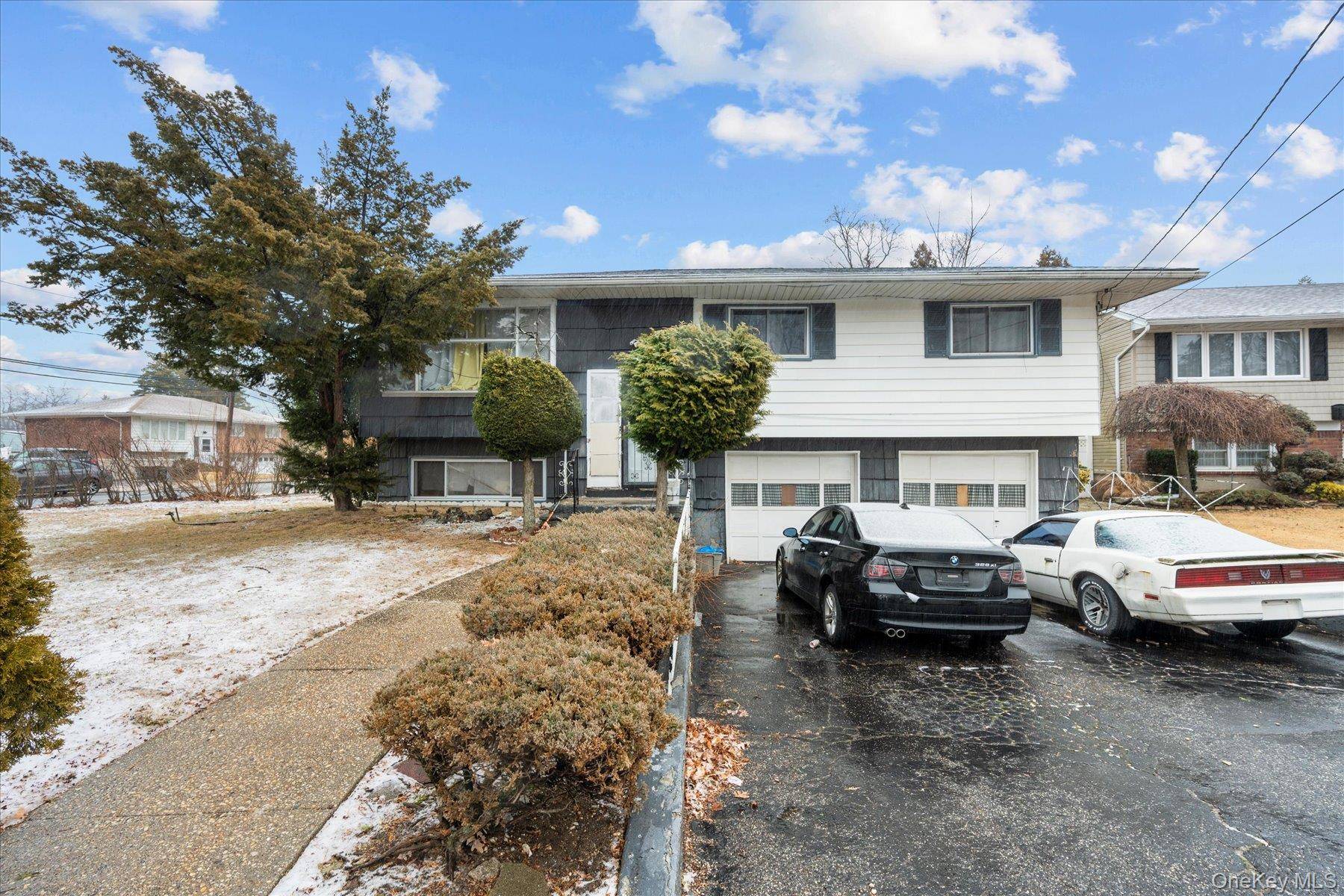 975 Little Neck AVE, North Bellmore, NY 11710