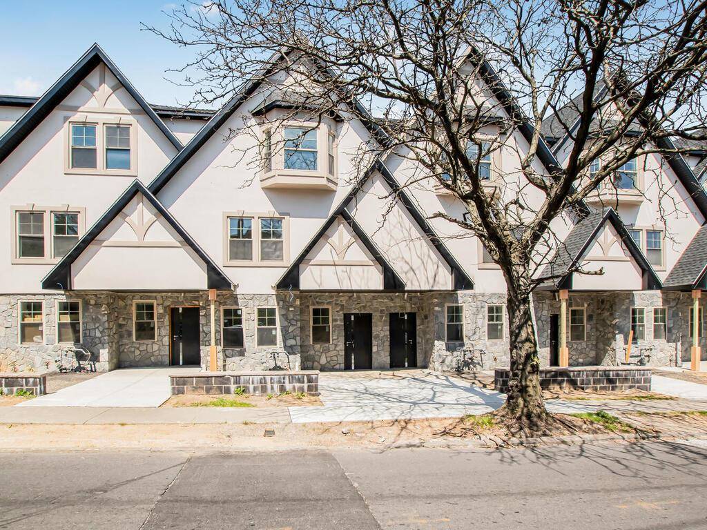 65 W 2nd ST #2, Mount Vernon, NY 10550