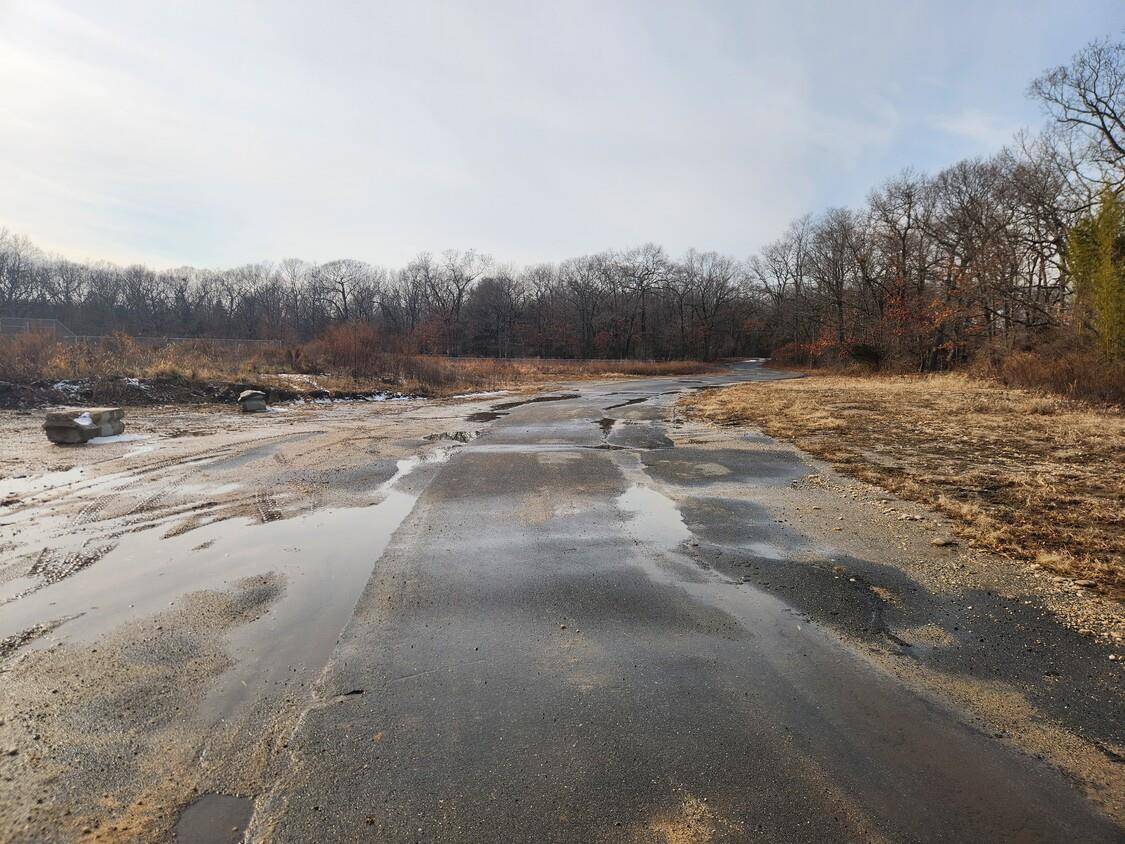 306 Route 25A, Mount Sinai, NY 11766