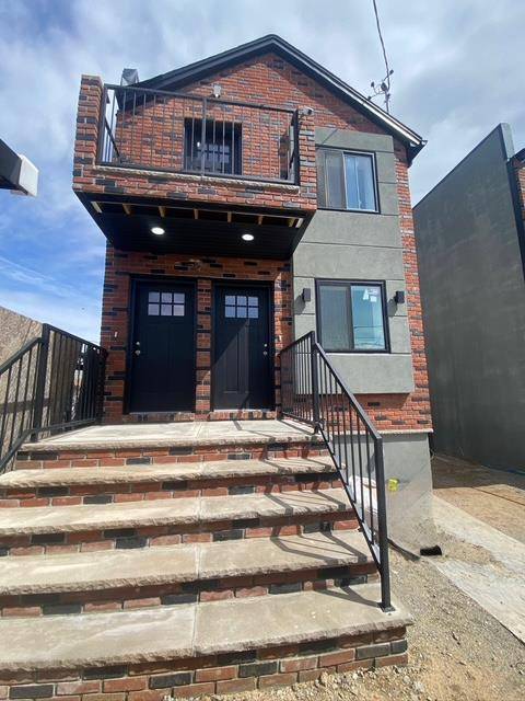121-09 195th ST, Saint Albans, NY 11413