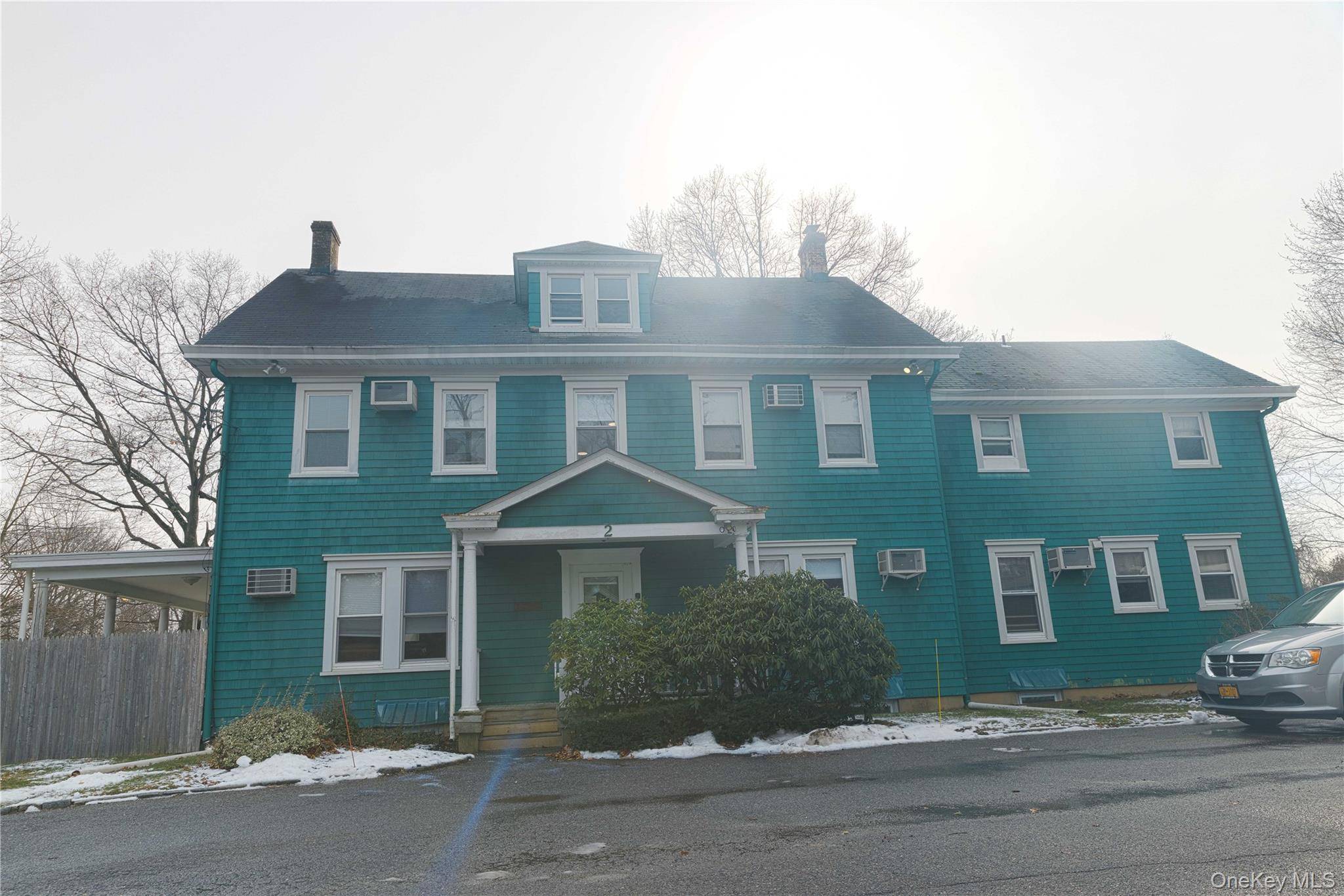 2 Old Cedar Swamp RD, Jericho, NY 11753