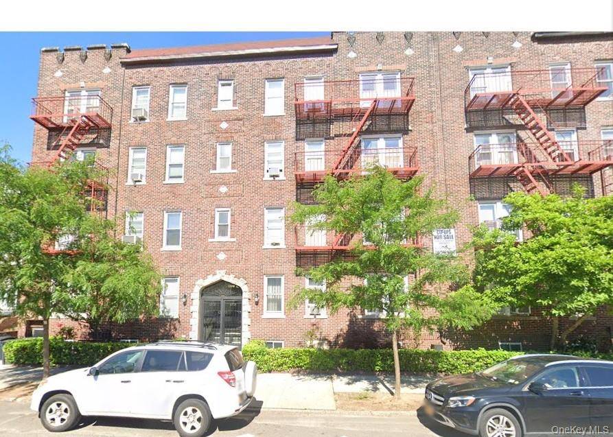 45-20 43 ST #2C, Woodside, NY 11104