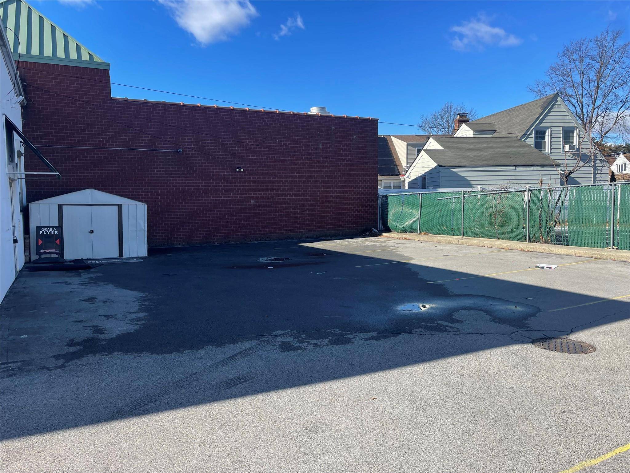 1631 Jericho TPKE, New Hyde Park, NY 11040