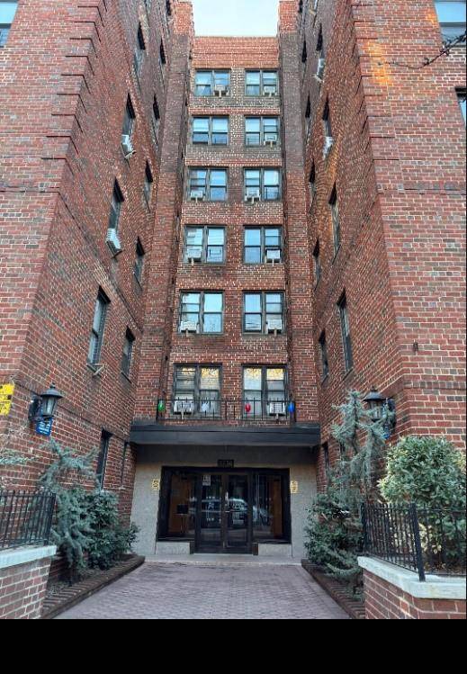 37-30 83rd ST #2M, Jackson Heights, NY 11372