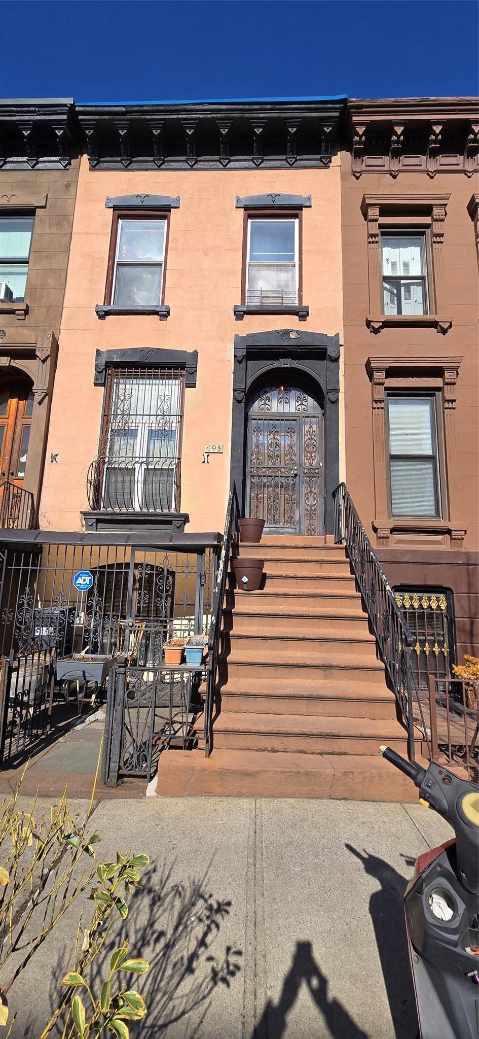 495 Halsey ST, Brooklyn, NY 11233