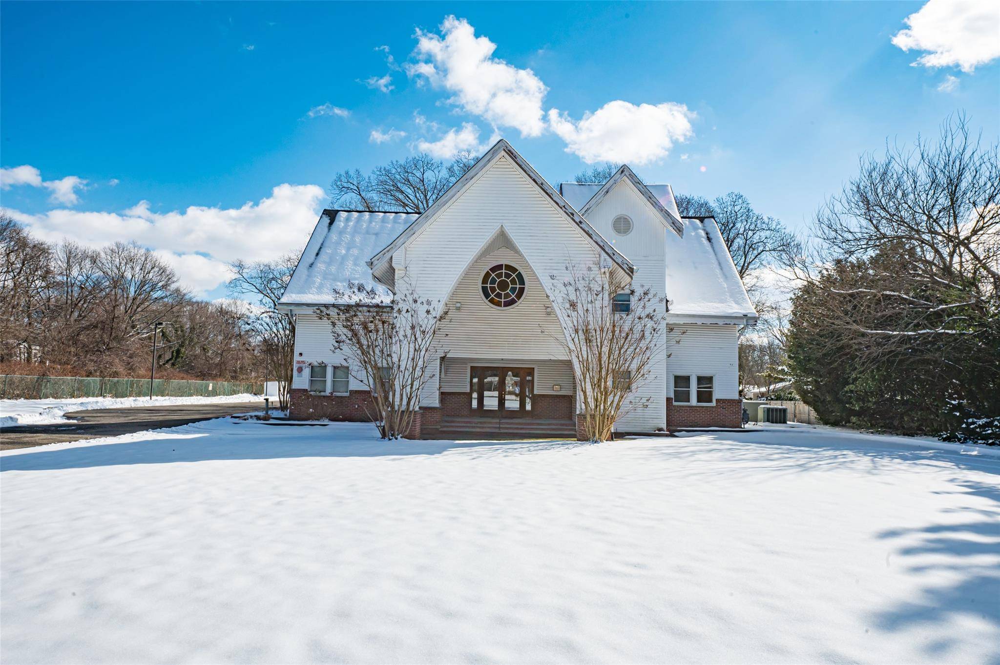 203 E Pulaski RD, Huntington Station, NY 11746