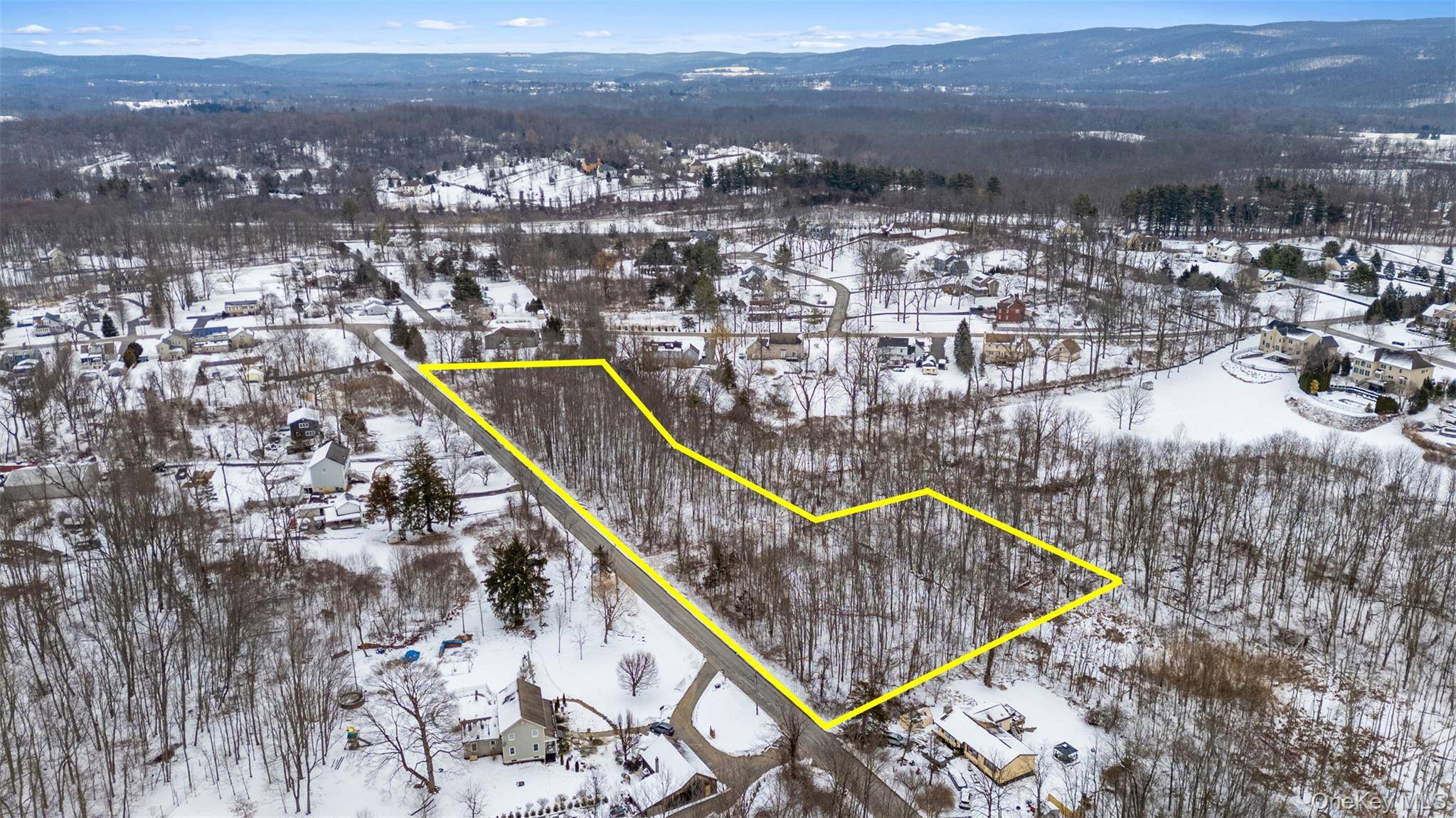 7 Townsend RD, Hopewell Junction, NY 12533