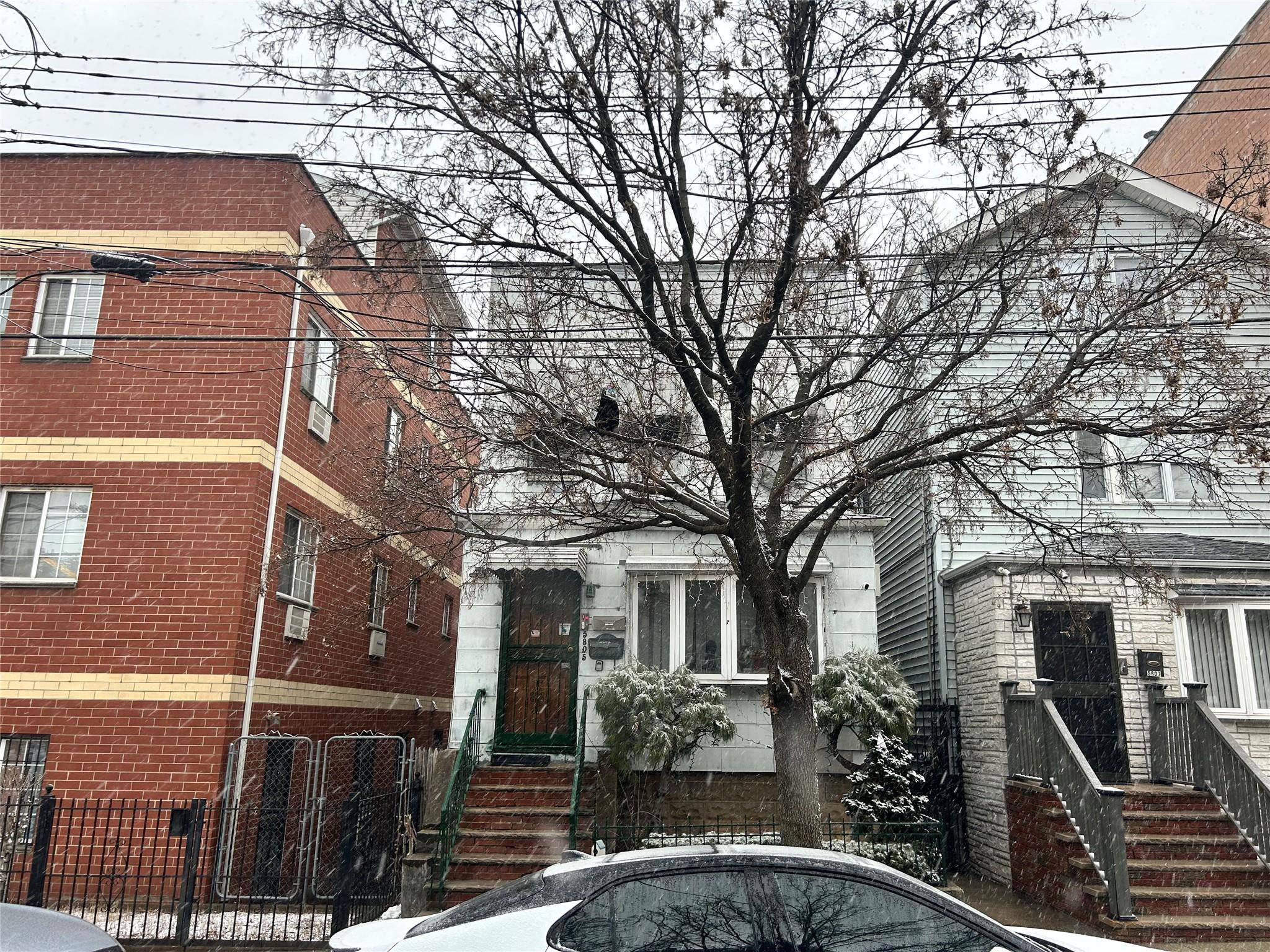 58-05 Van Horn ST, Elmhurst, NY 11373