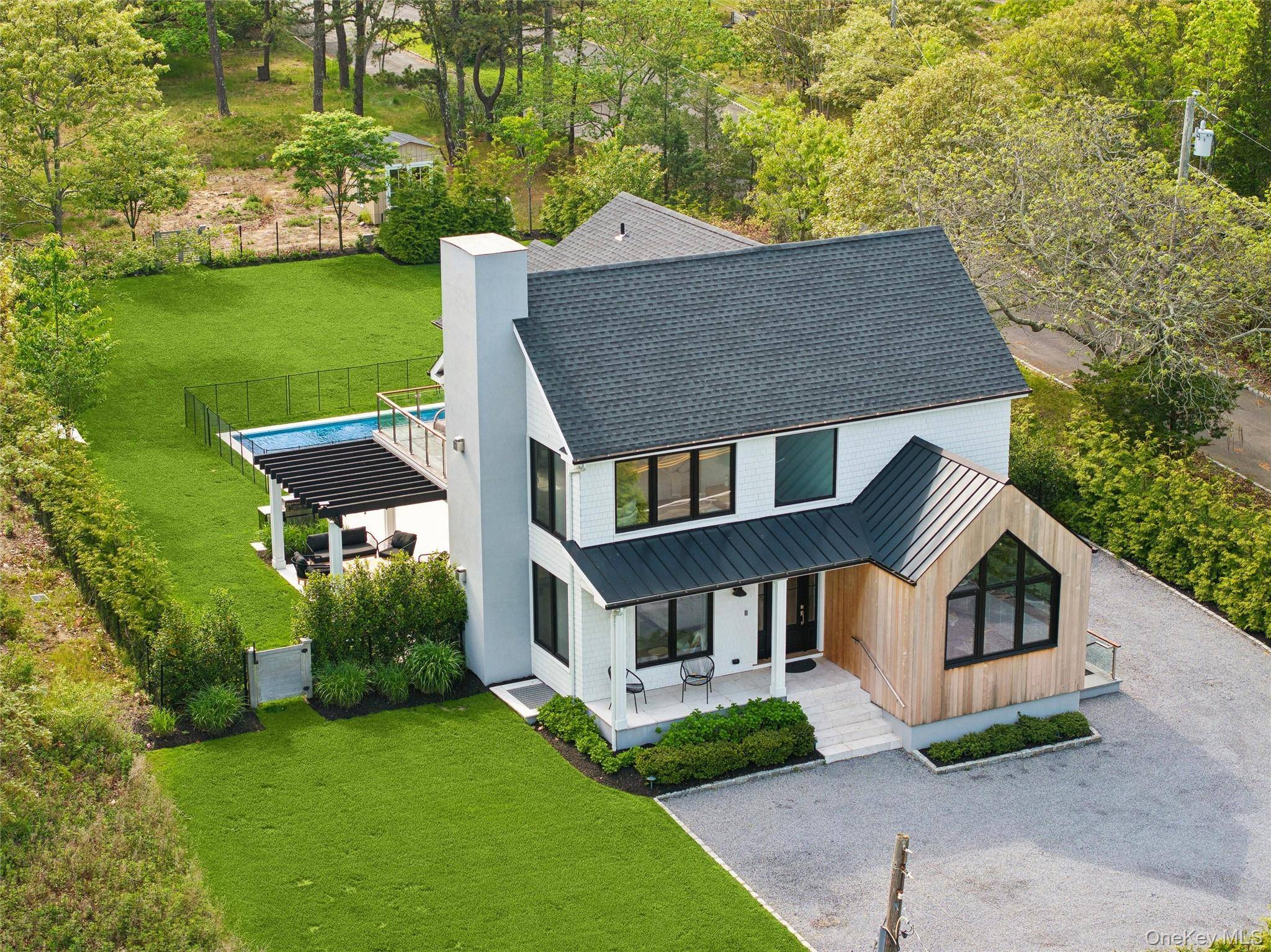 28 Canoe Place RD, Hampton Bays, NY 11946