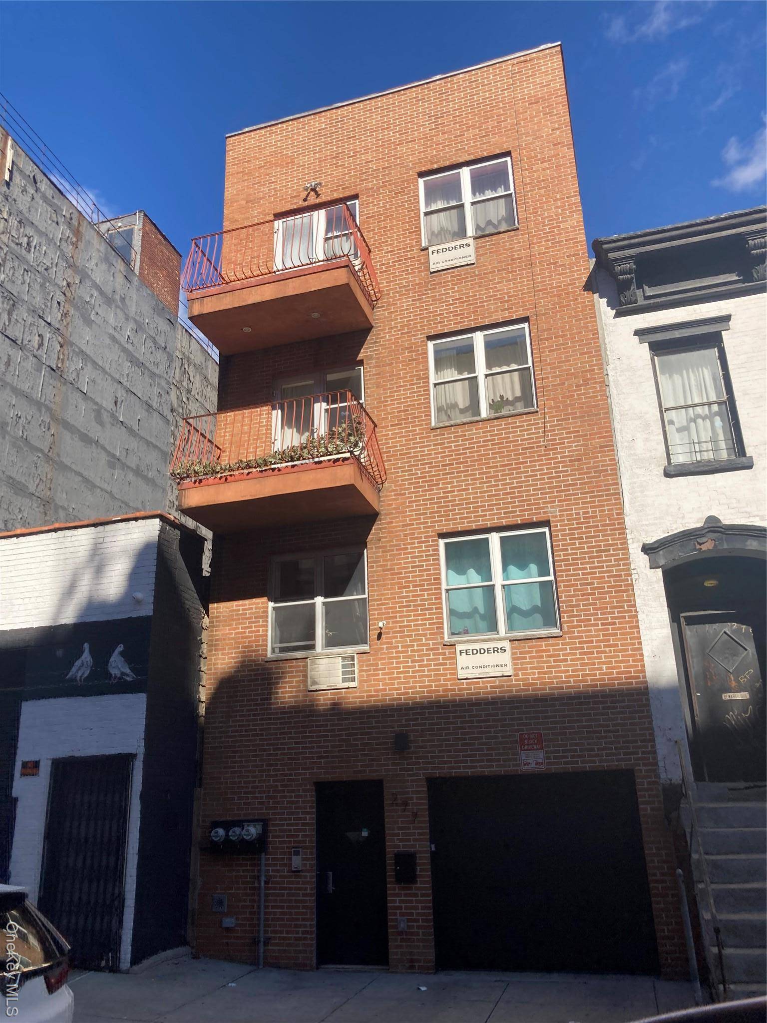 277 S 2nd ST, Brooklyn, NY 11211
